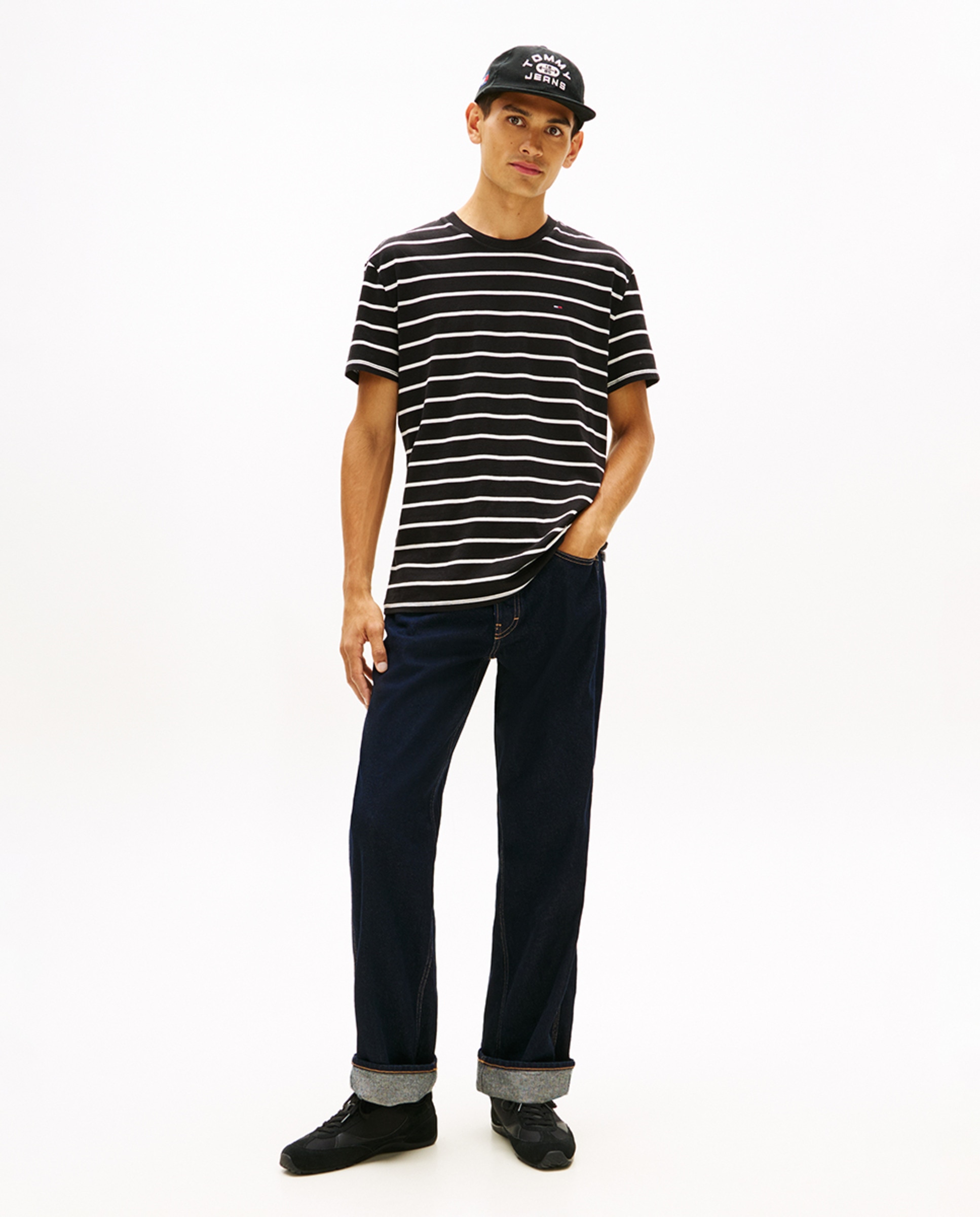 T-shirt Regular Fit às Riscas com Manga Curta Preto-5
