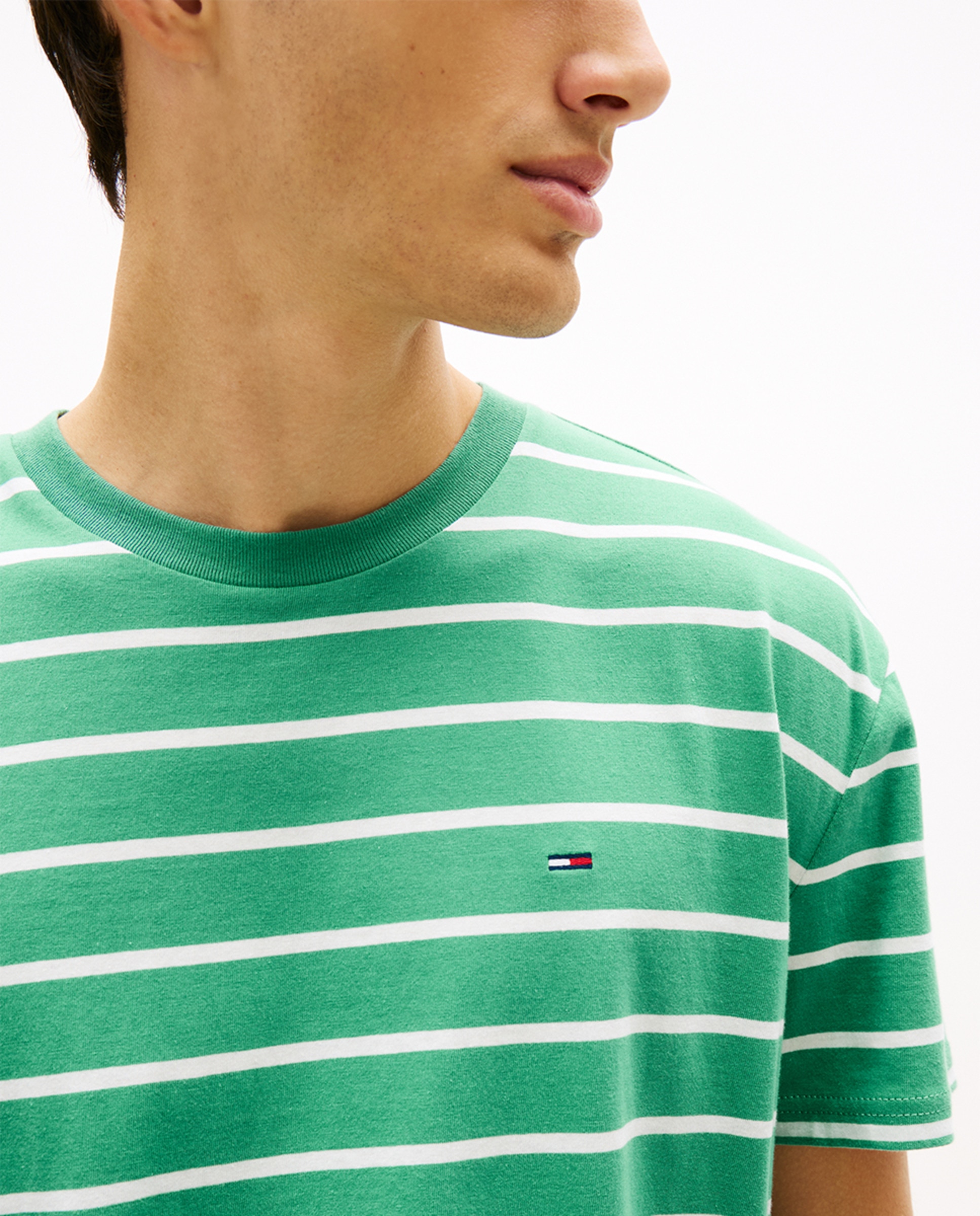 T-shirt Regular Fit às Riscas com Manga Curta Verde Água-3