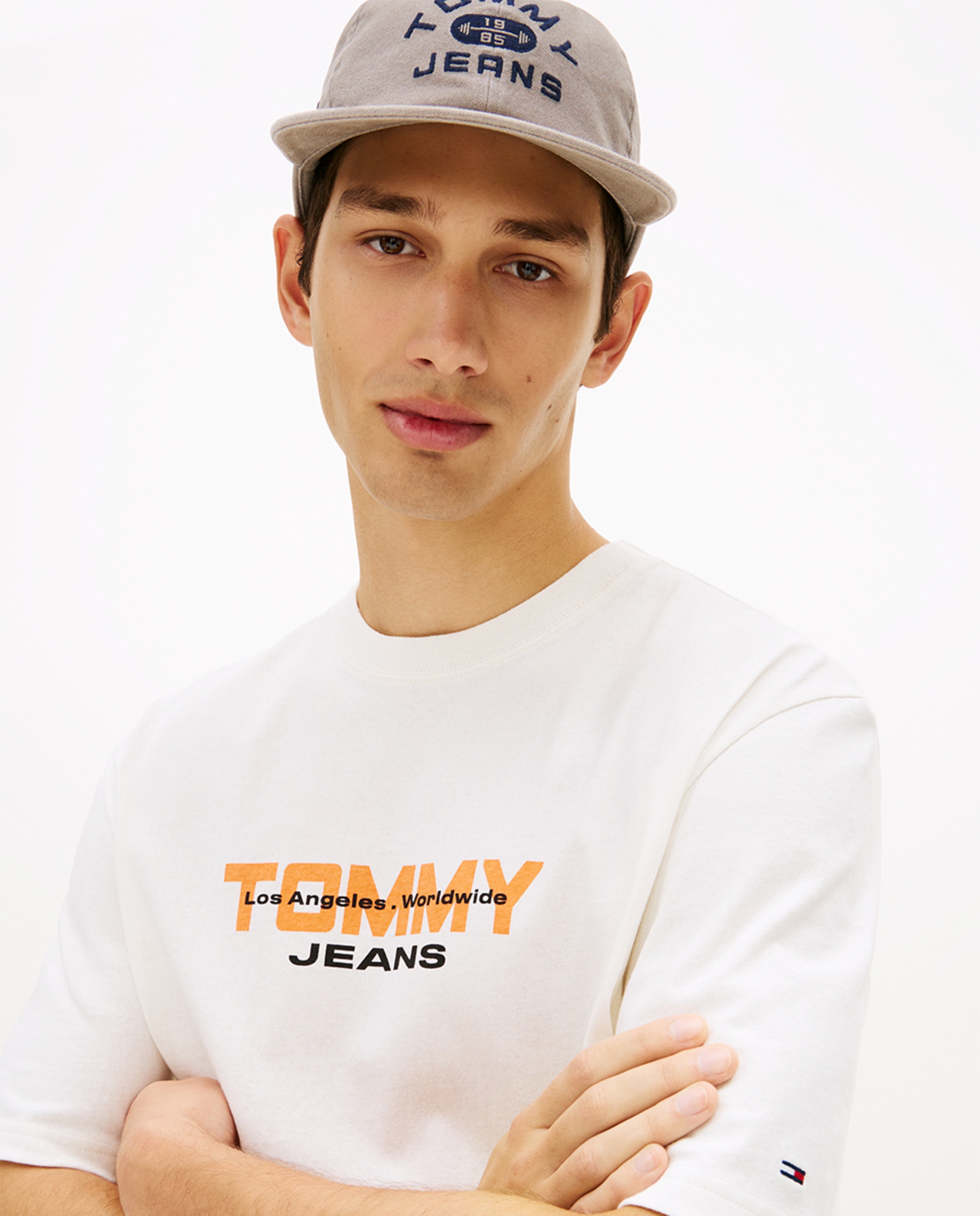 T-shirt 90s Fit com Manga Curta Branco-3