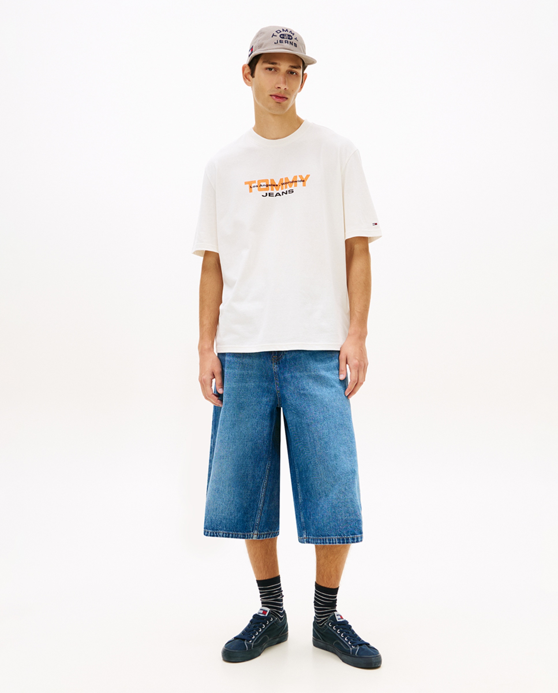 T-shirt 90s Fit com Manga Curta Branco-5