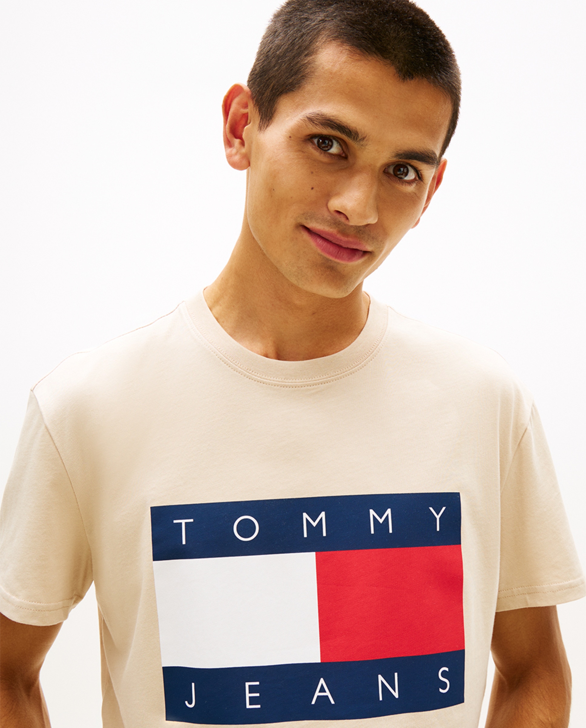T-shirt Regular Fit de Manga Curta Bege-3