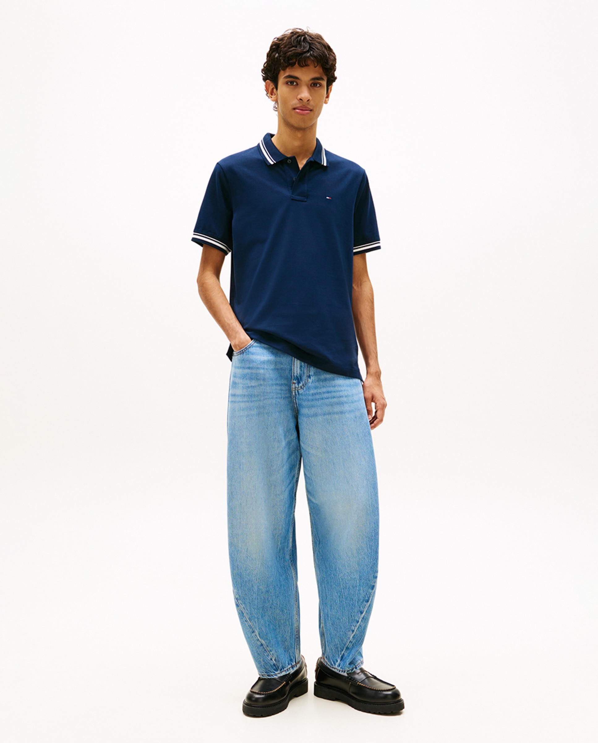 Pólo regular fit com manga curta Azul-marinho-5