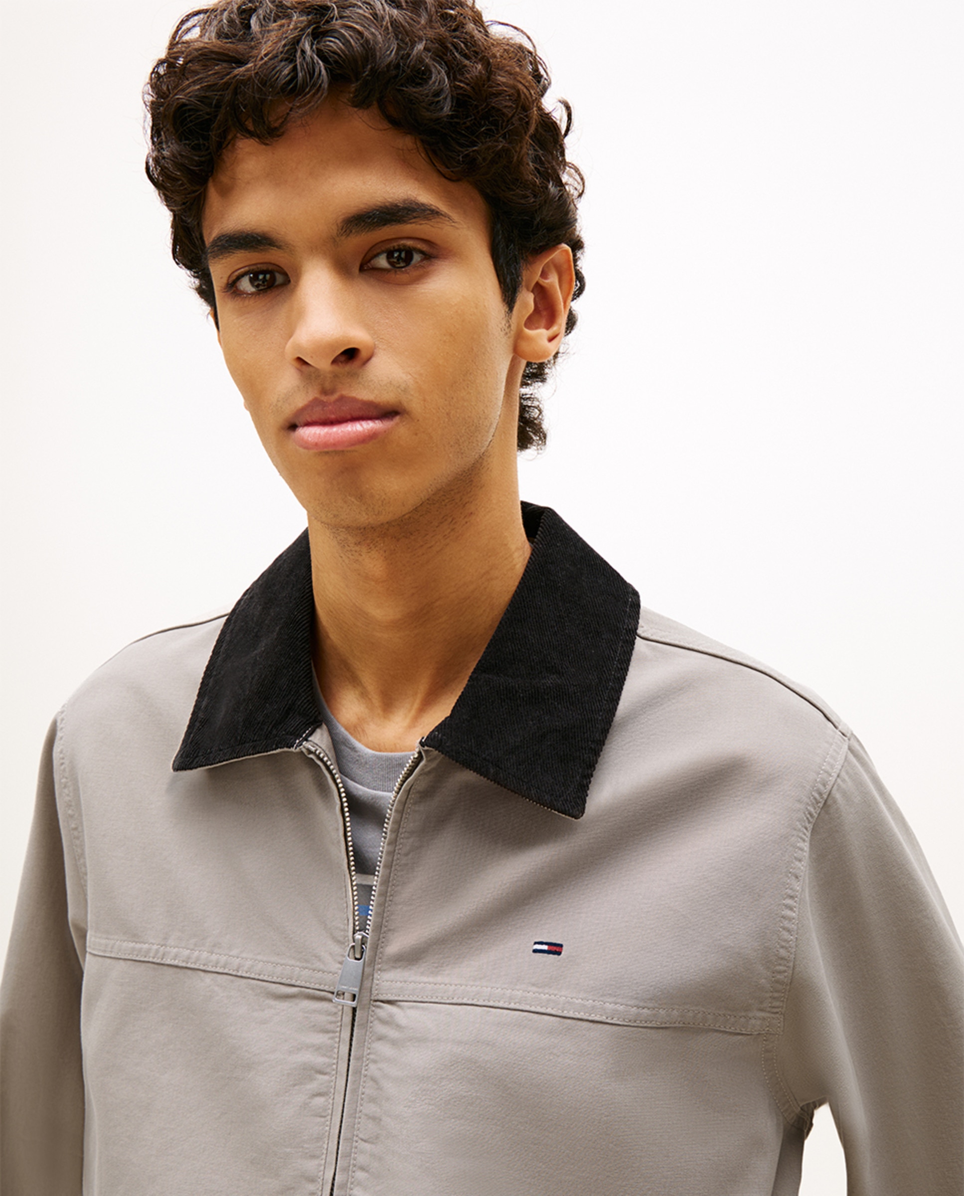 Casaco Regular Fit com Gola em Contraste Cinzento-3