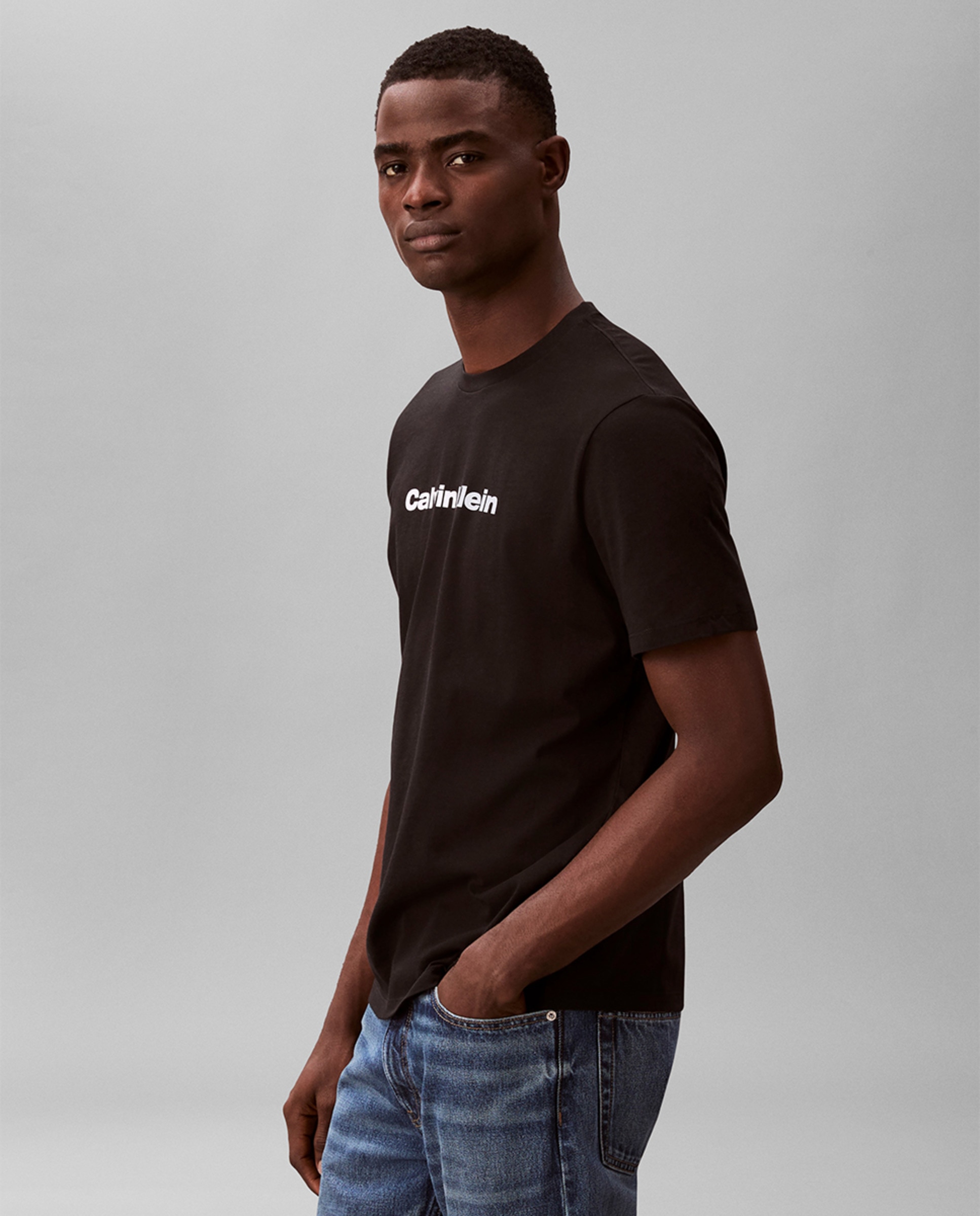 T-shirt com Estampado Gráfico Preto-3