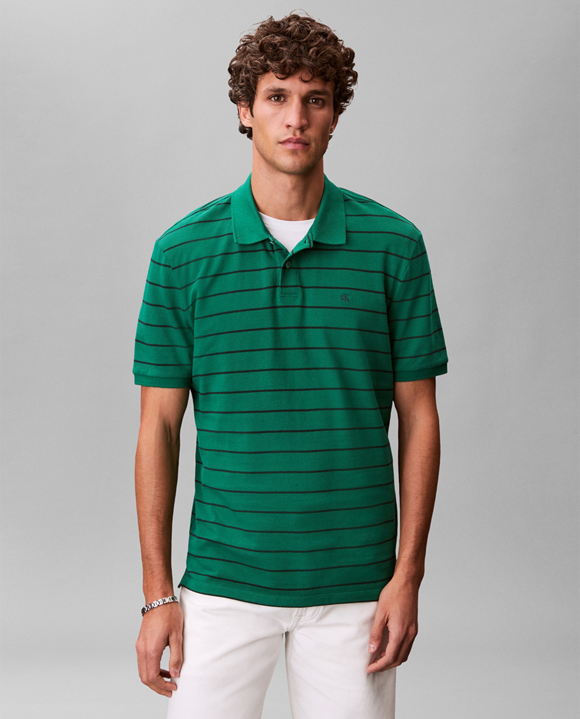 Imagem 0 de Polo Piqué às Riscas com Monograma