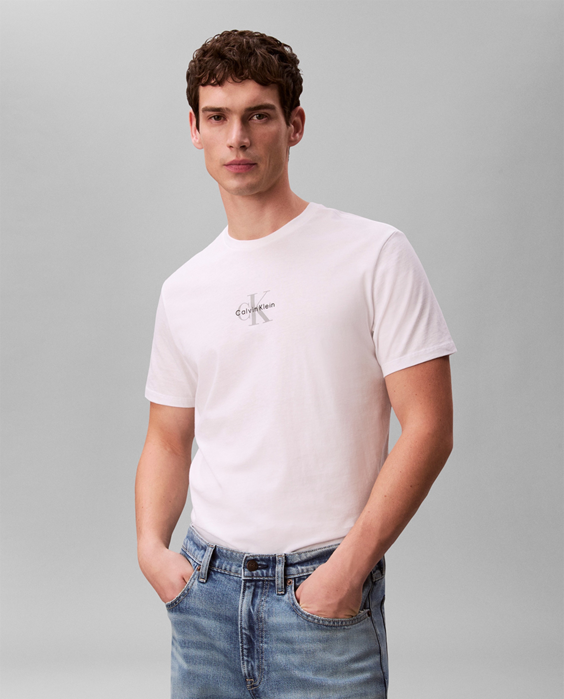 Imagem 0 de T-shirt com Micro Logótipo