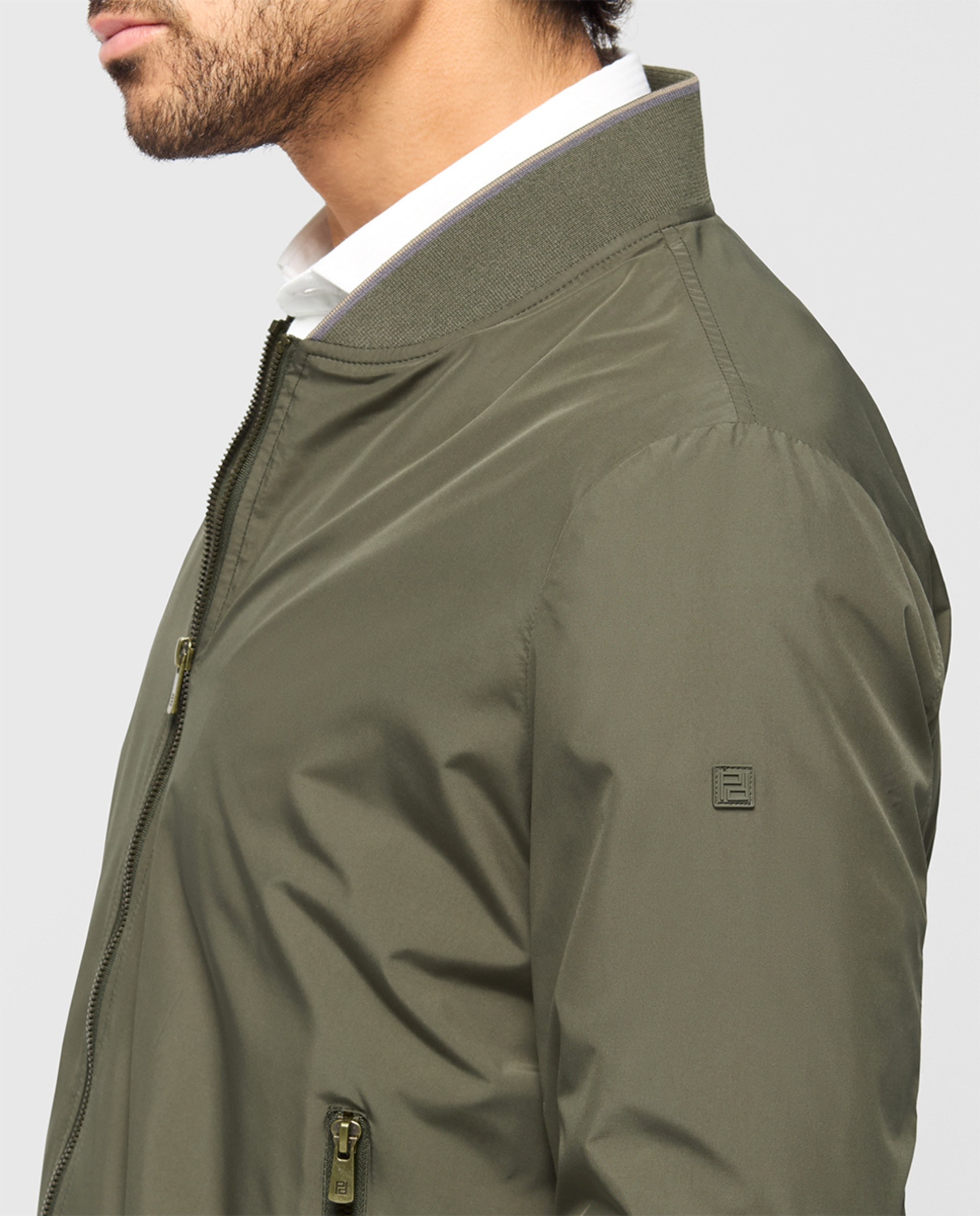 Blusão Bomber com Bolsos Laterais e Punhos Elásticos Verde-3