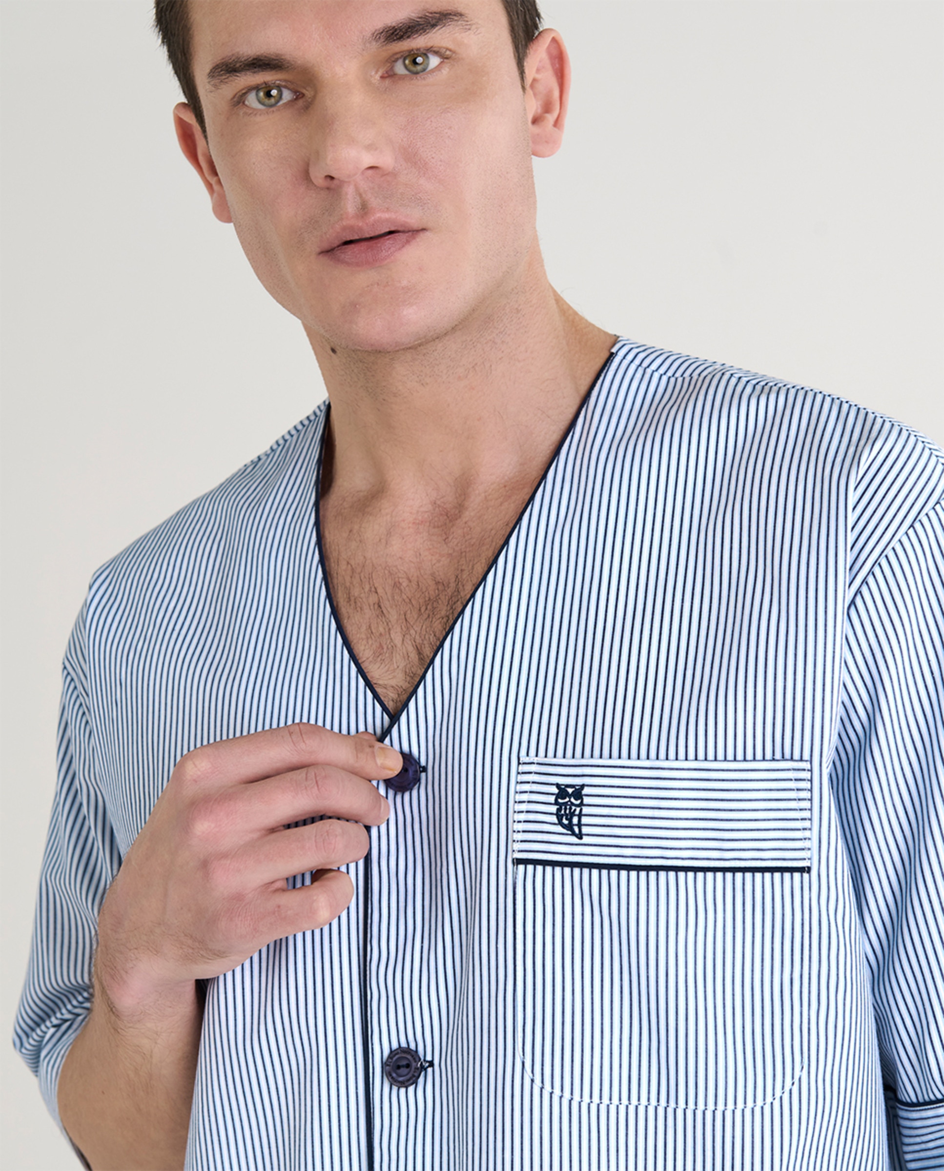 Pijama de Tecido Curto sem Gola Branco-3