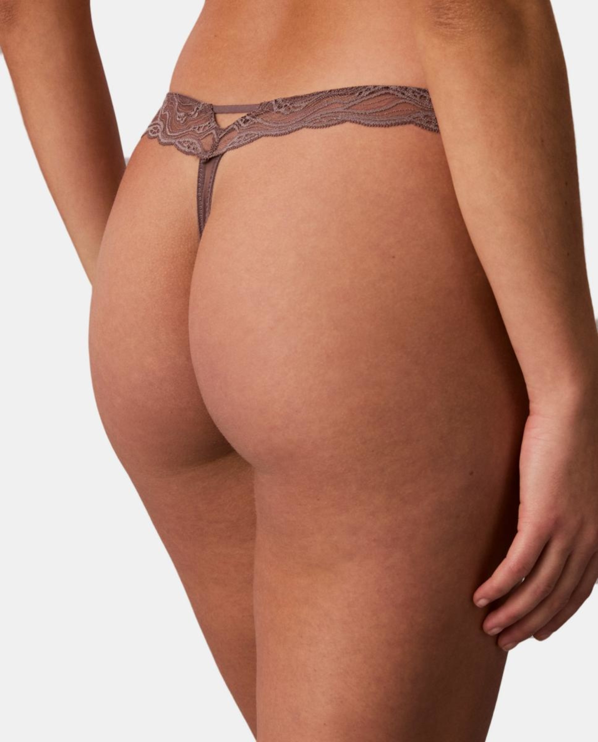 Tanga de Renda Sensual Stretch Lace Castanho-5