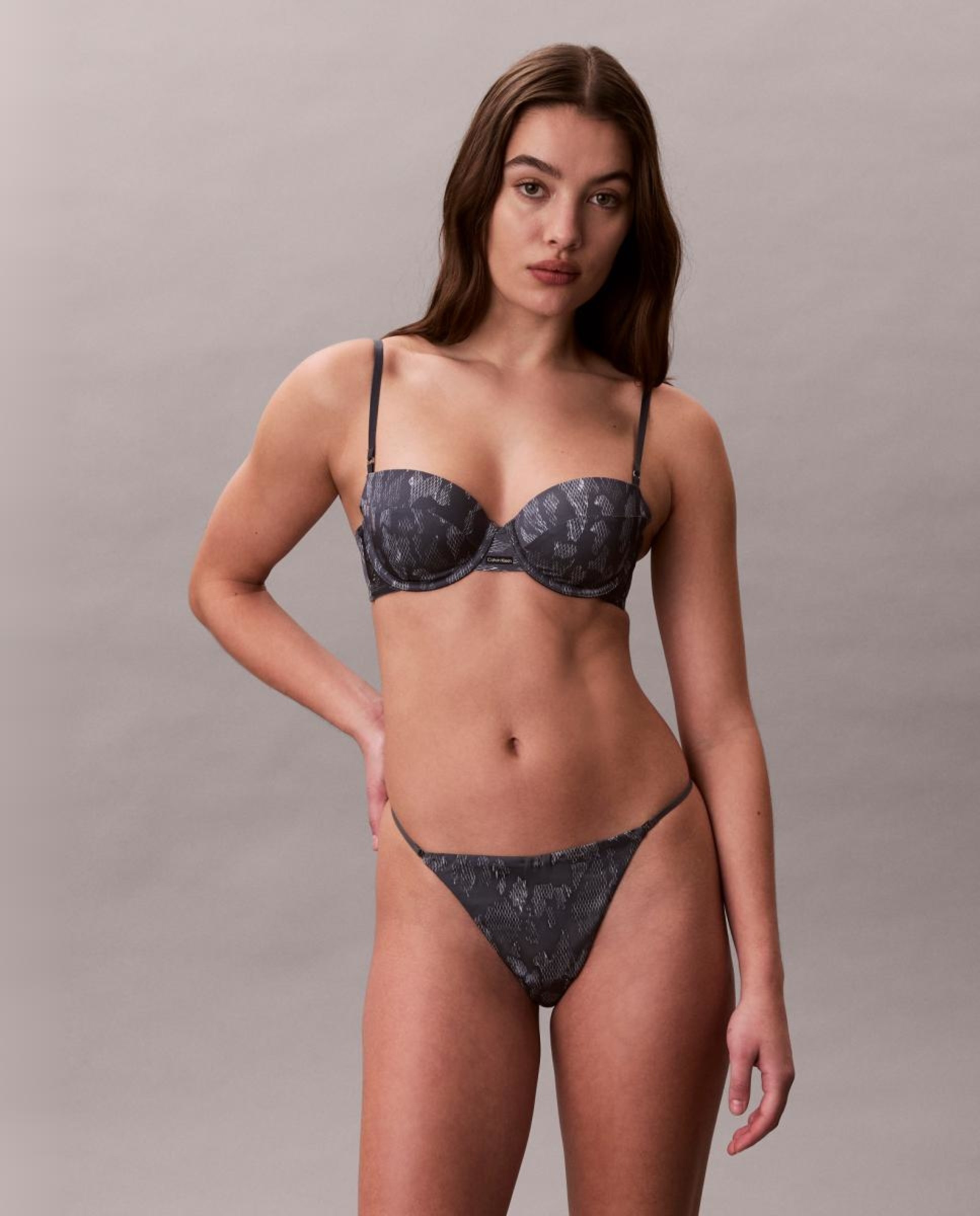 Tanga Signature Satin Cinzento-escuro-2