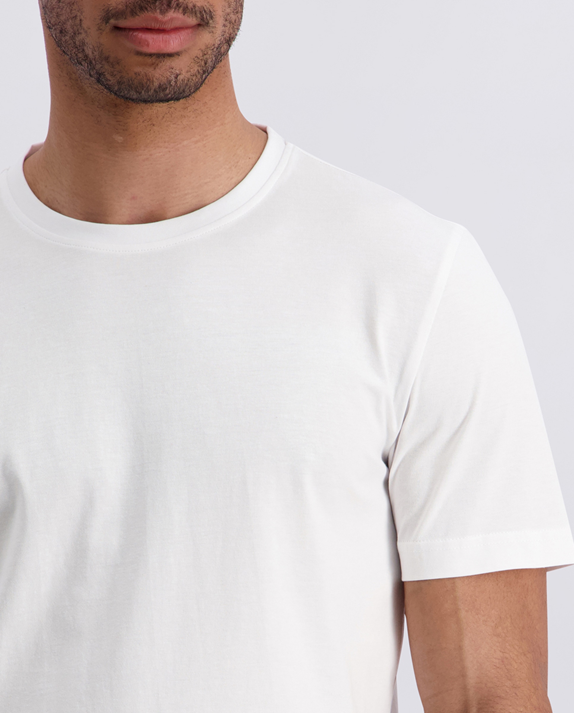 T-shirt Básica Mercerizada Custom Fit - Azul-Marinho Branco-3