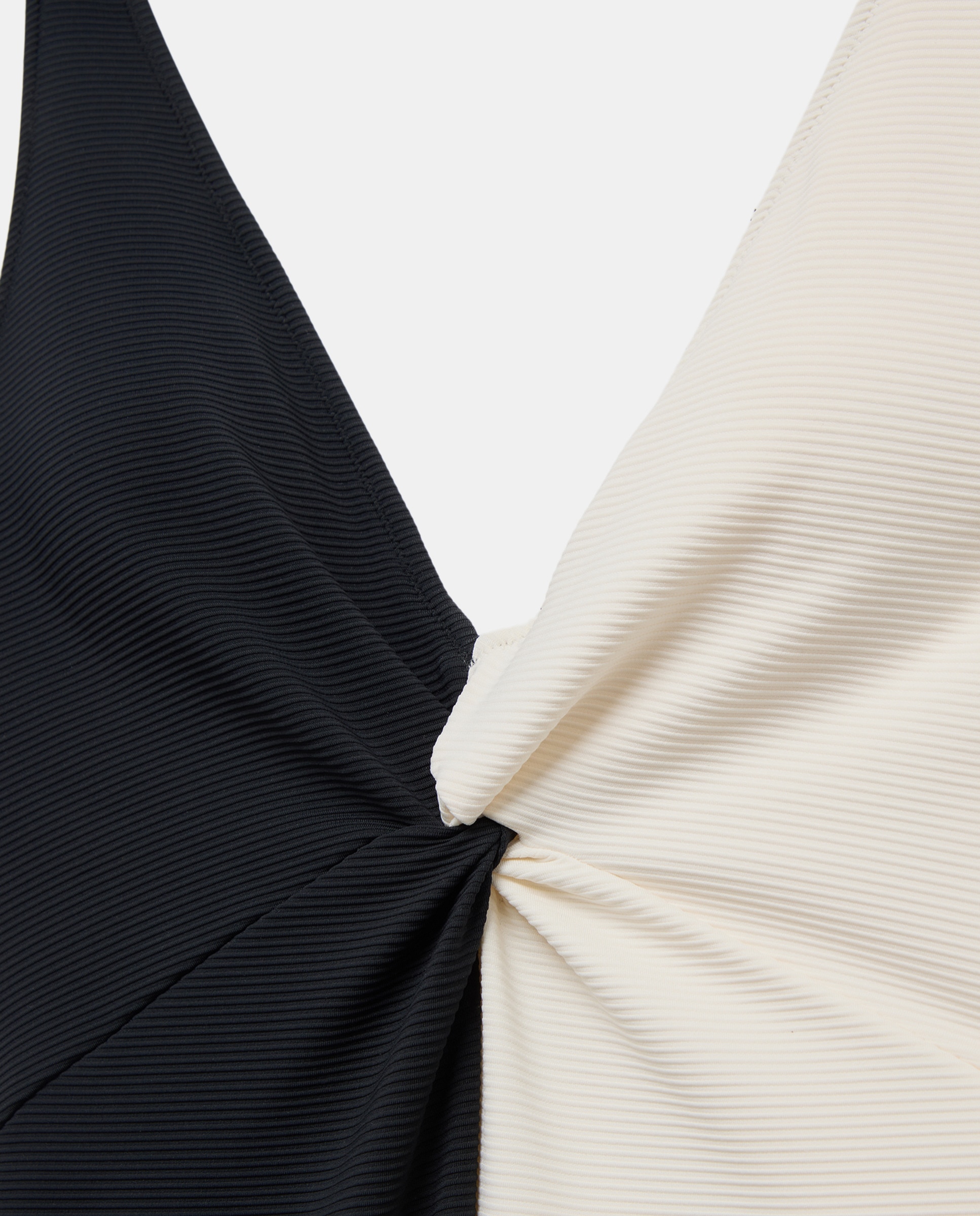 Fato de Banho com Decote em Bico Bicolor Preto-5