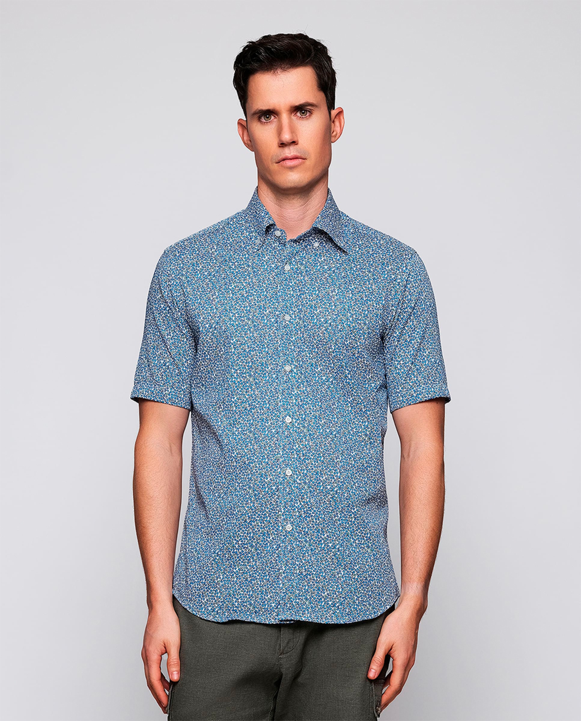 Imagem 0 de Camisa de Manga Curta com Estampado Floral Tamanhos Grandes