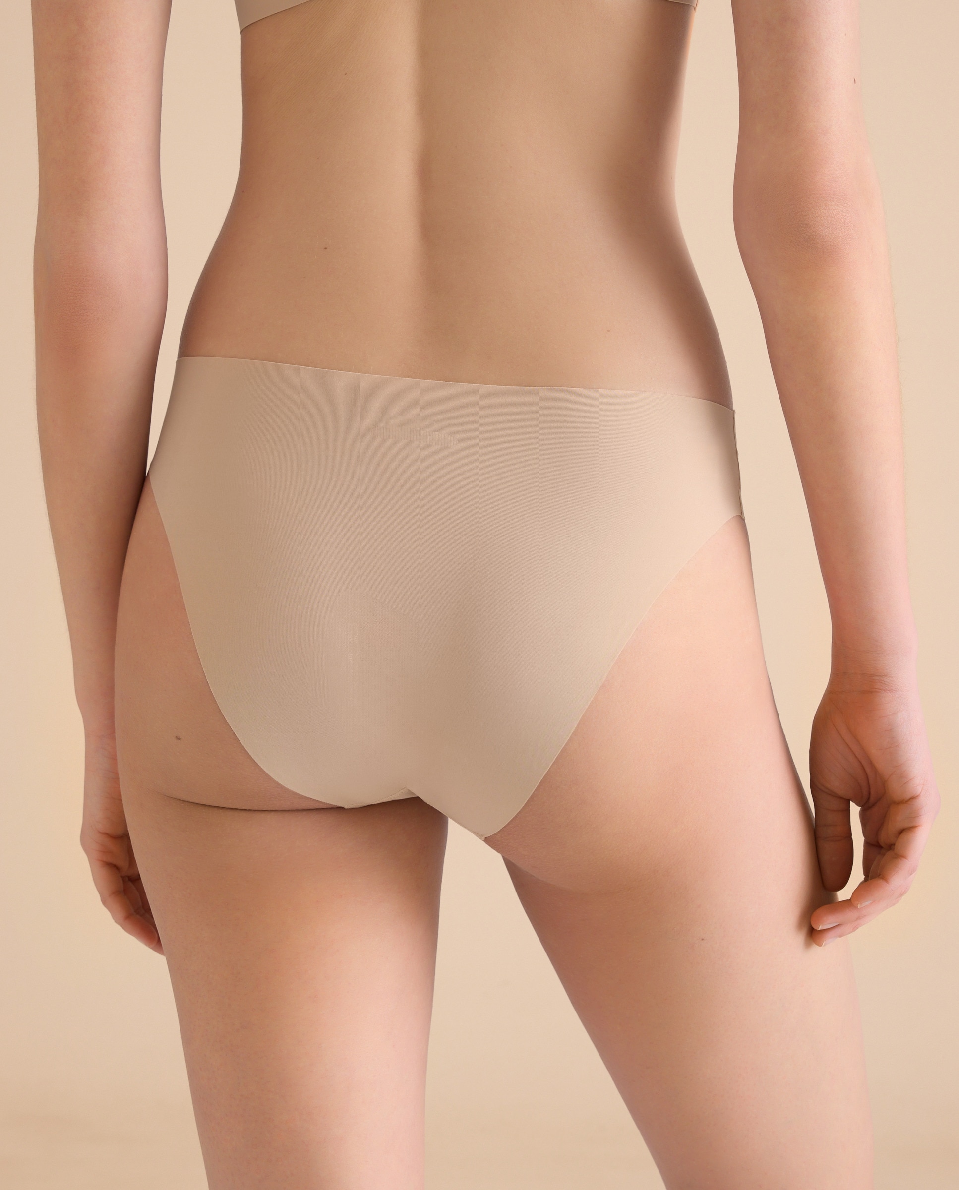 Cueca Invisível Bege-3