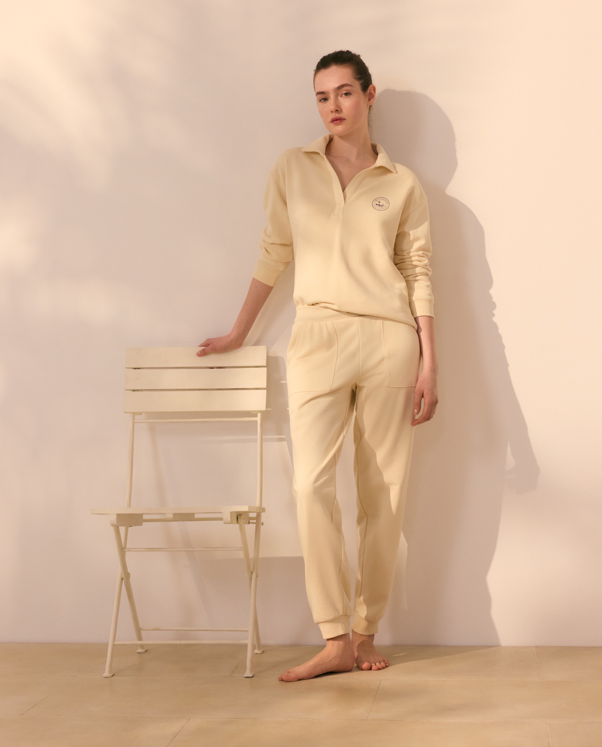 Polo Liso com Detalhes nas Mangas 120 Cru-2