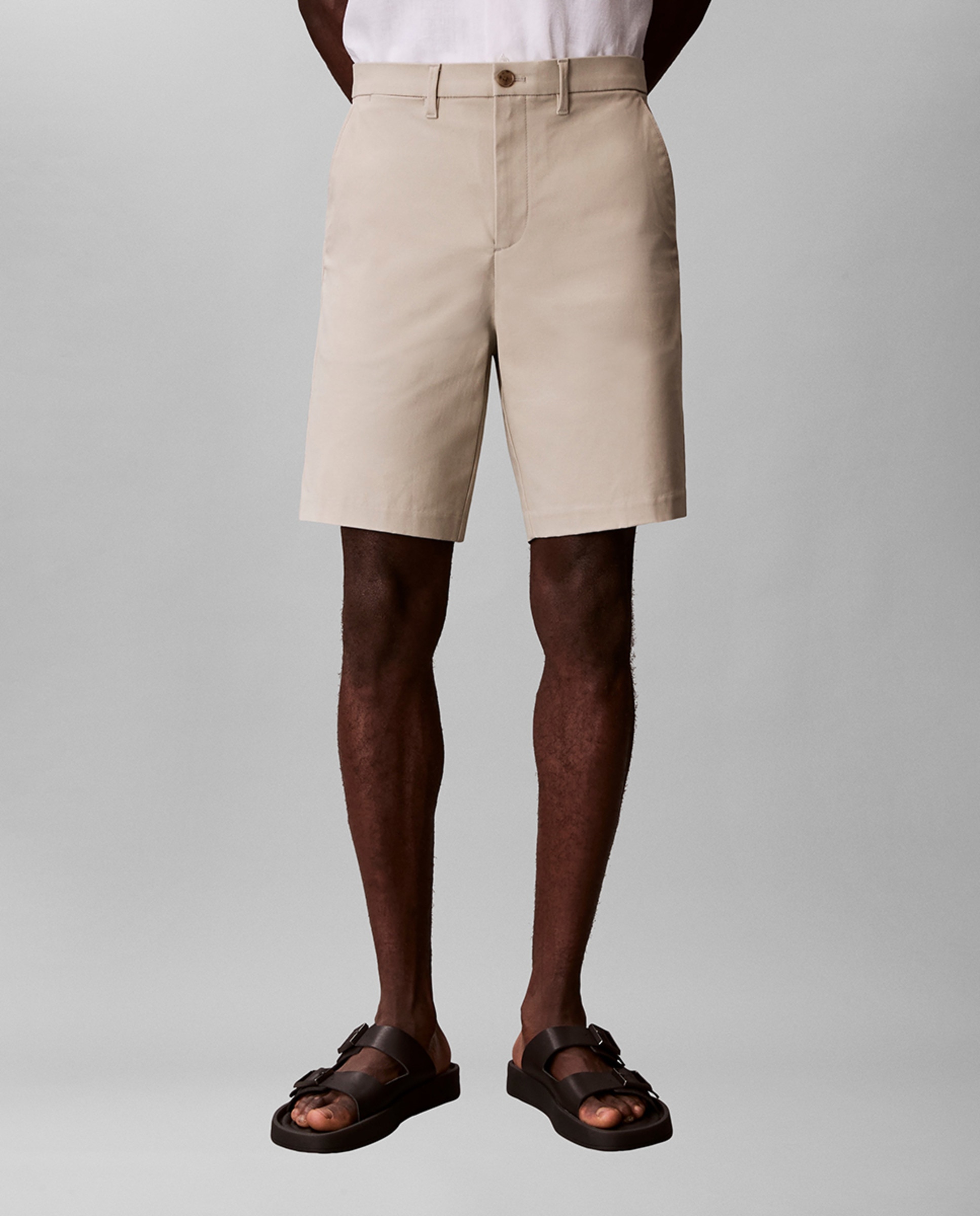 Calções Chino Acetinados Cinzento-claro-2