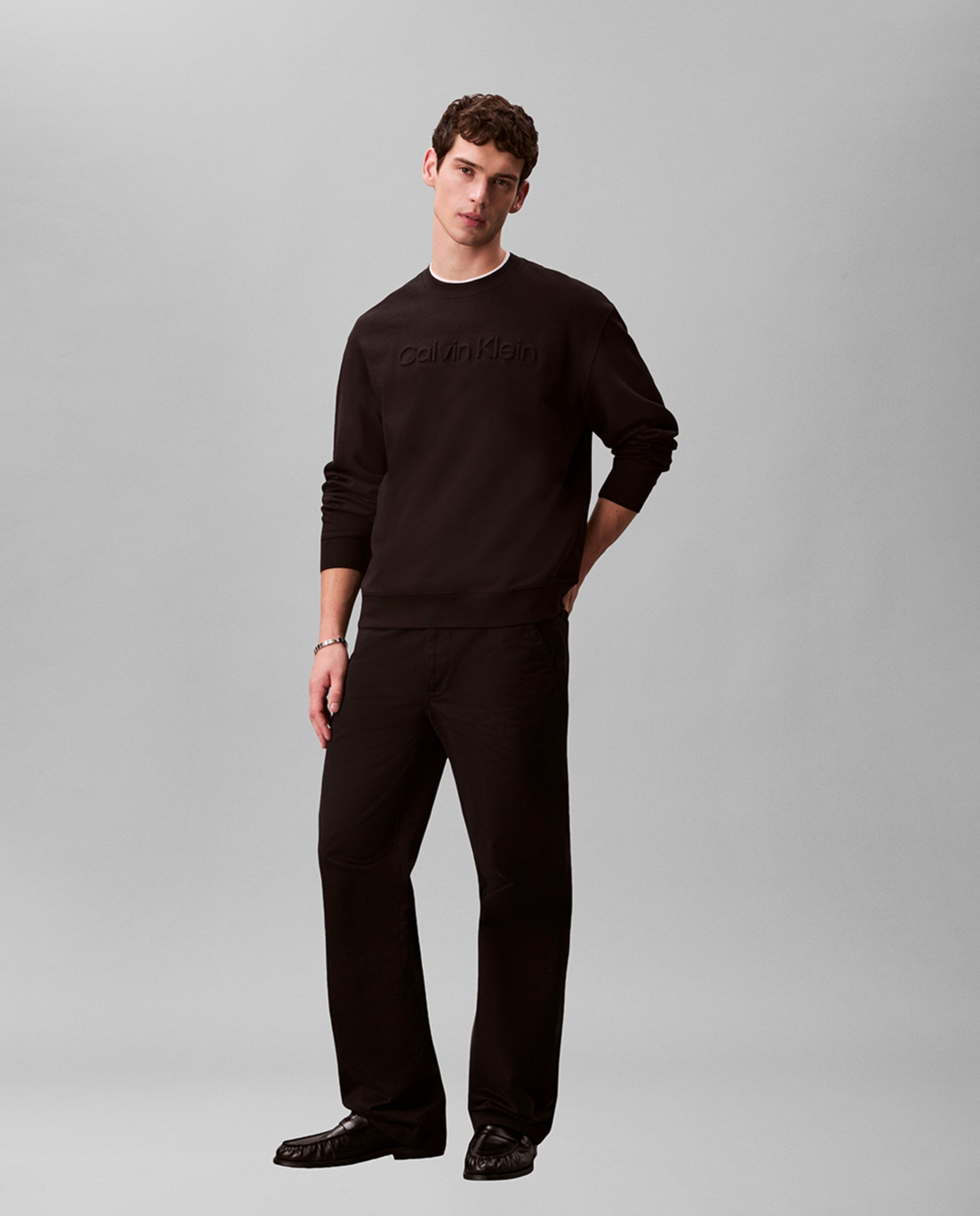 Sweatshirt com Logótipo em Relevo Preto-5