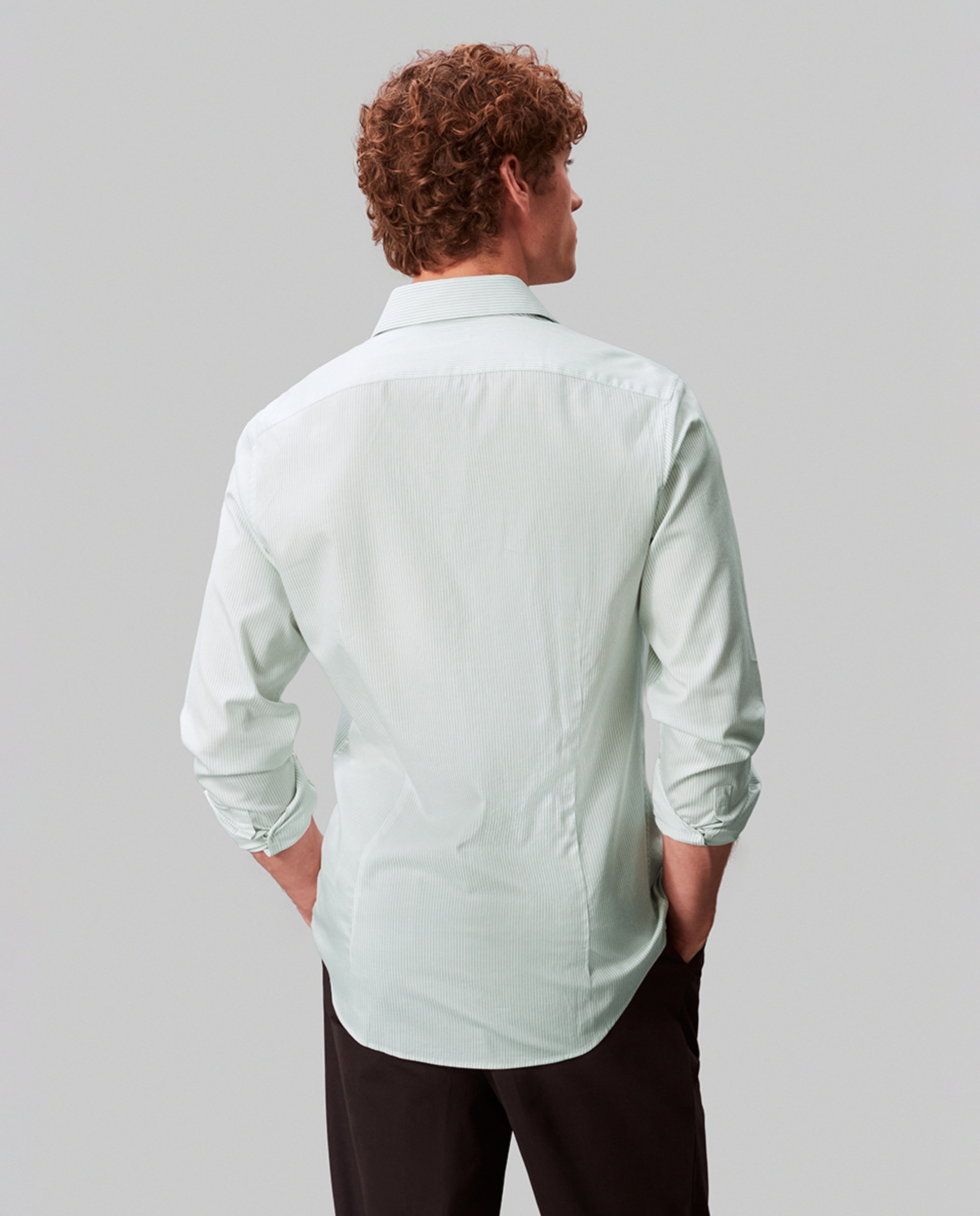 Camisa Elástica Justa às Riscas com Lavagem Suave Verde-claro-2