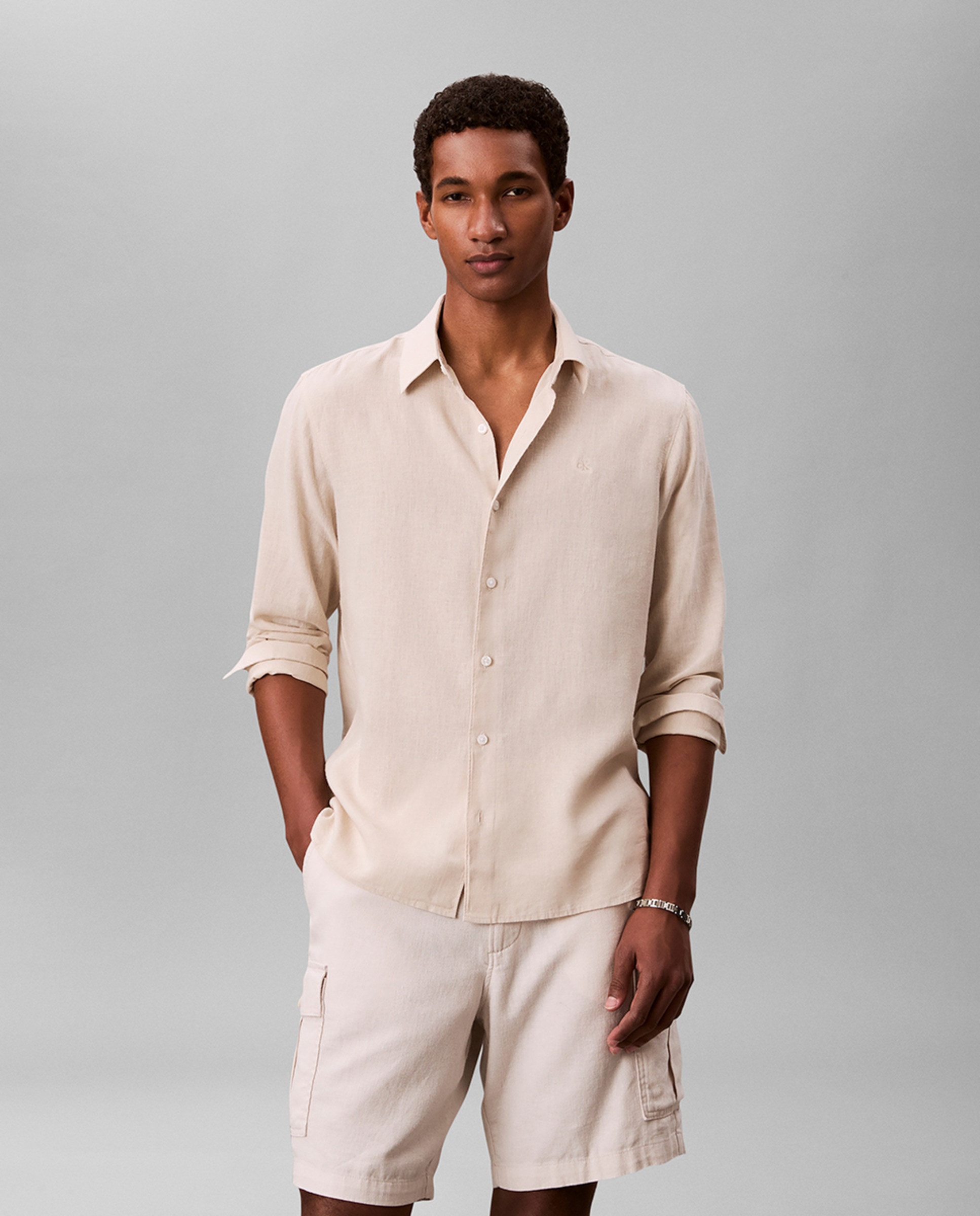 Imagem 0 de Camisa Clássica de Linho Lisa