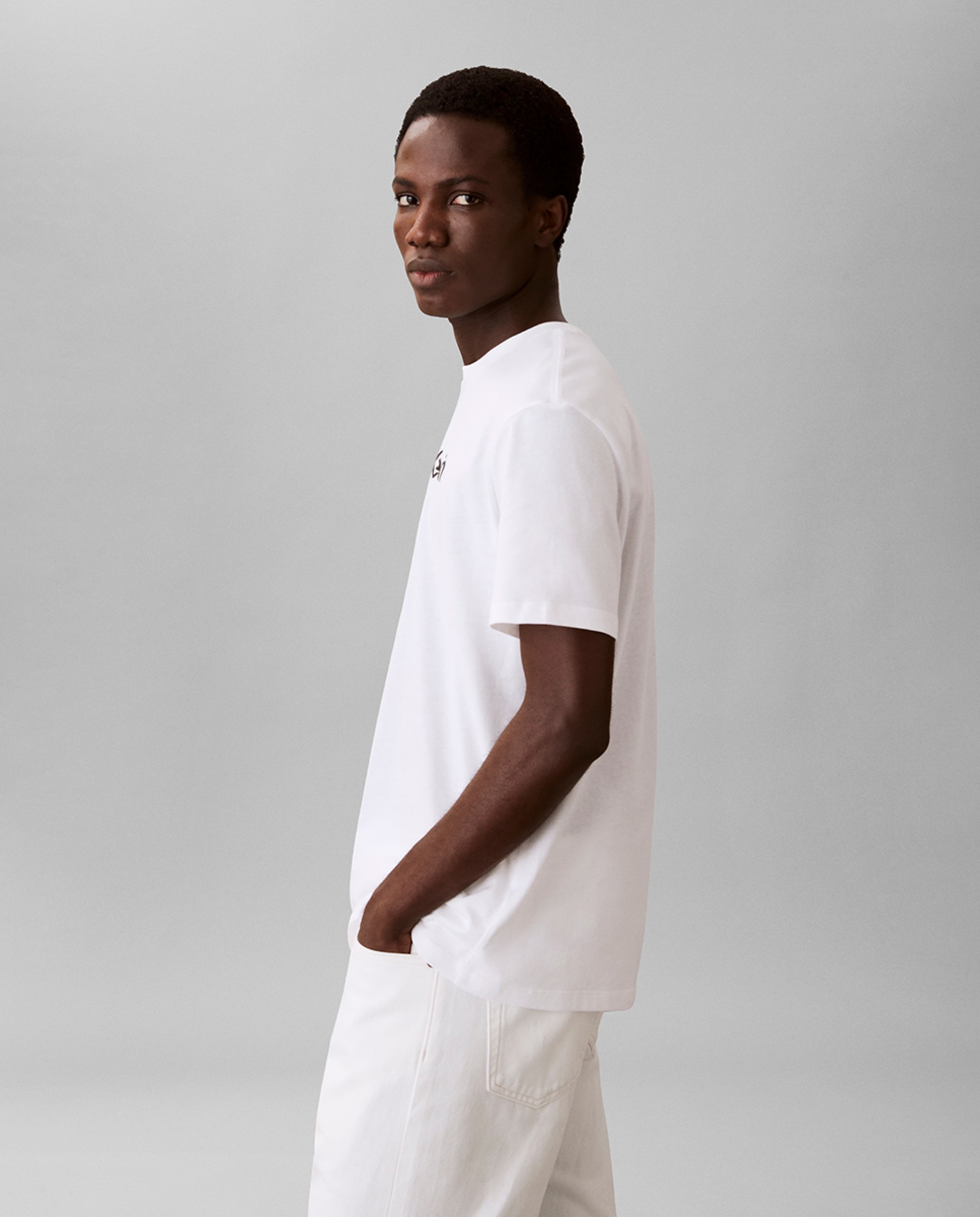 T-shirt com Logótipo Metalizado Branco-3