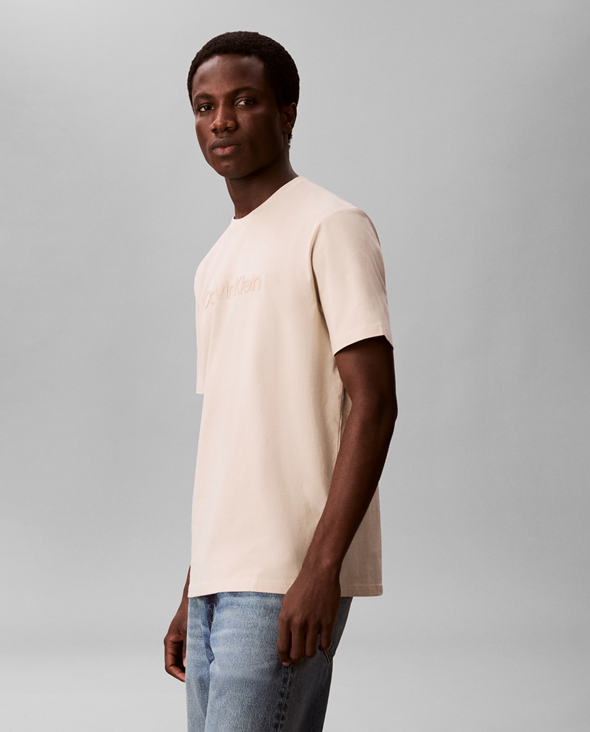 T-shirt com Logótipo Inverso Cru-3