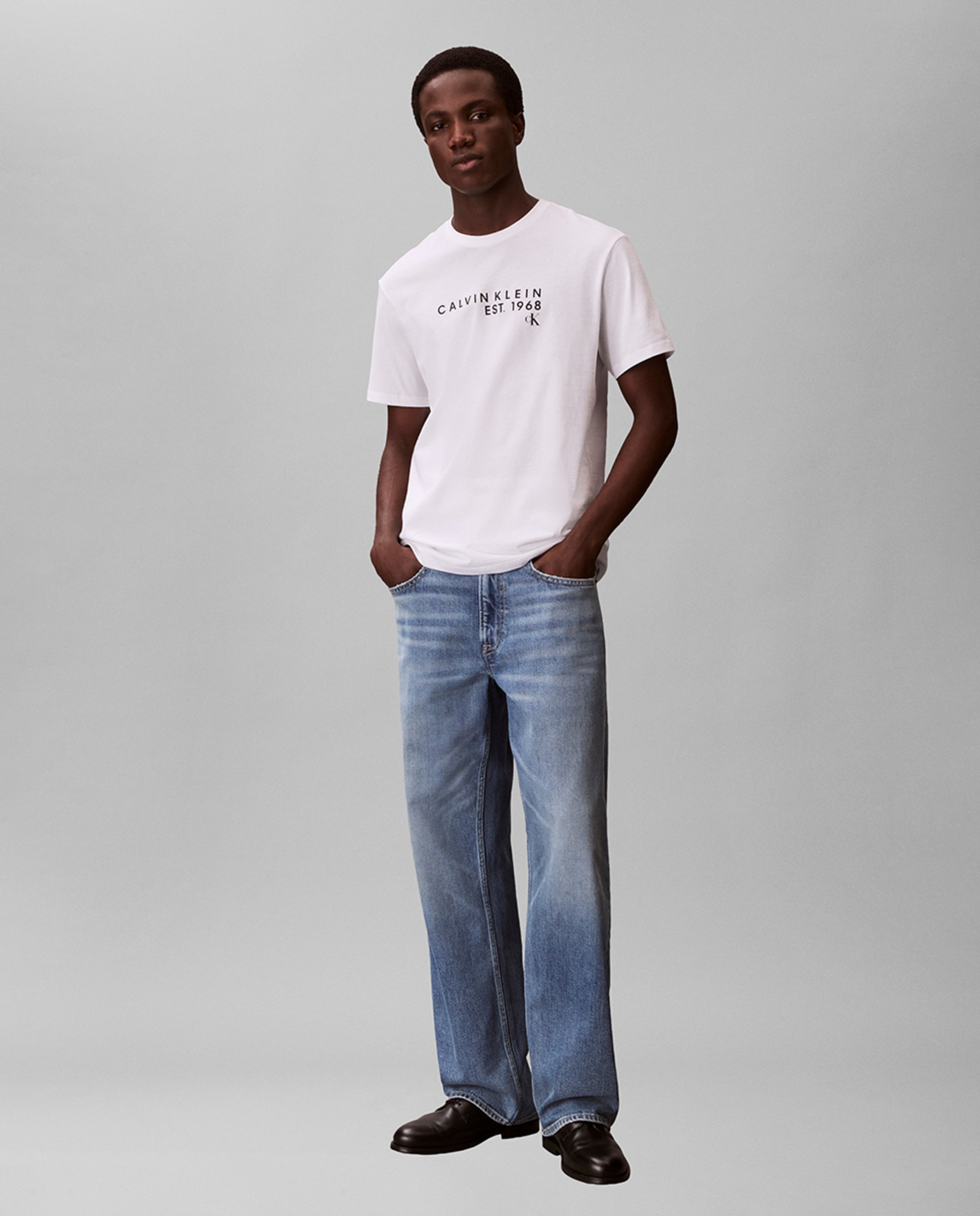 T-shirt com Logótipo às Riscas Azul-claro-5