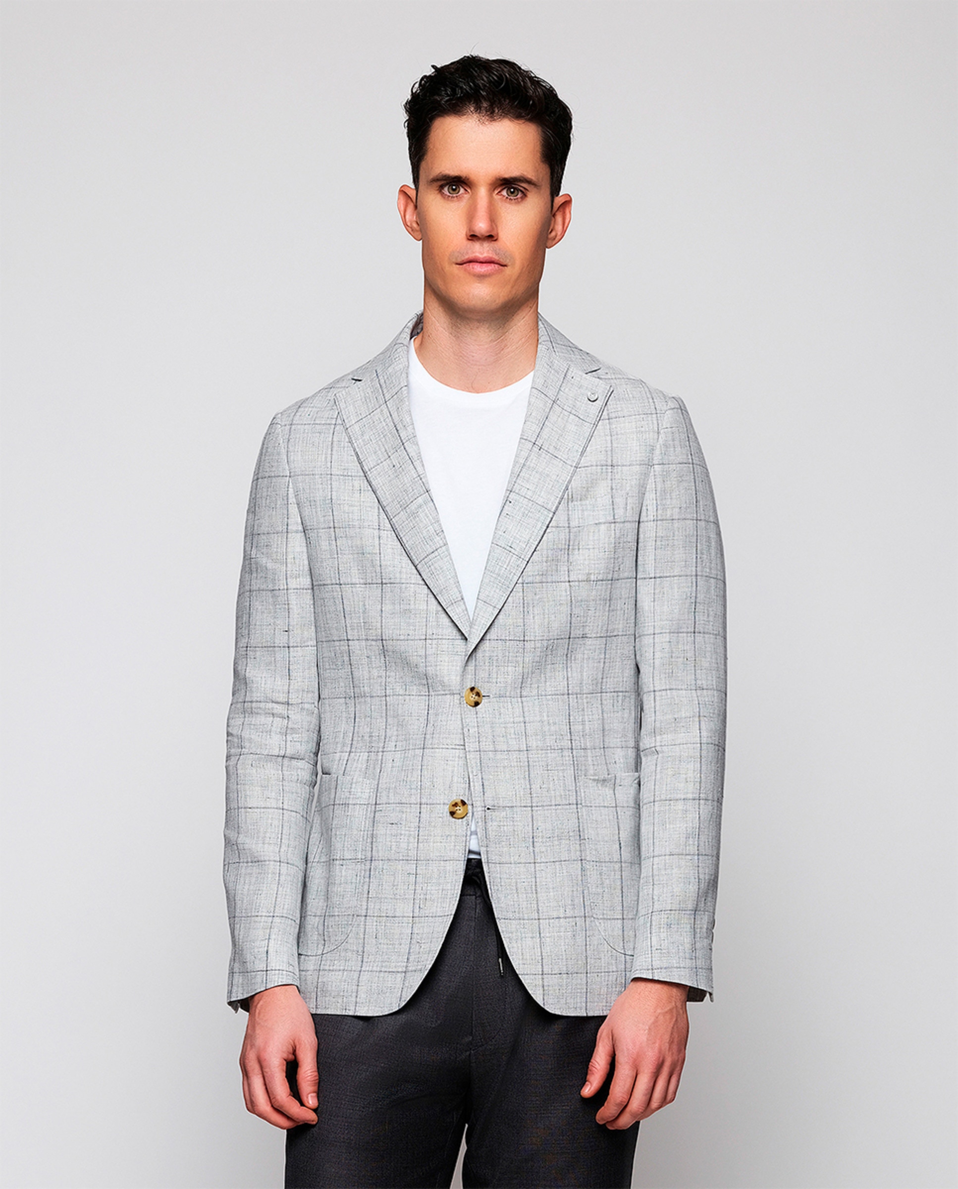 Imagem 0 de Casaco Regular Fit com Quadrado Janela