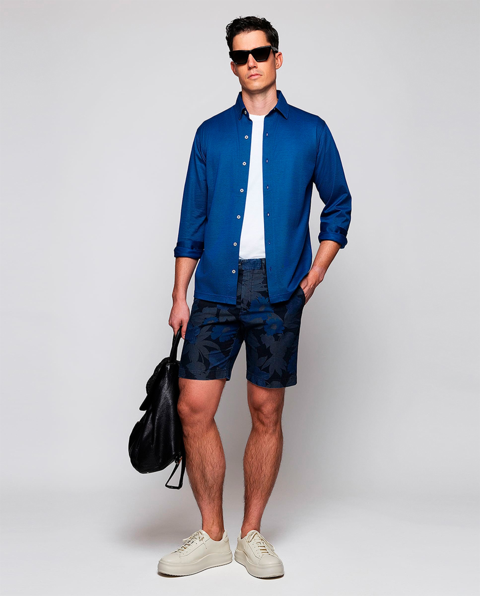 Imagem 0 de Bermudas Chino Regular Fit Estampadas