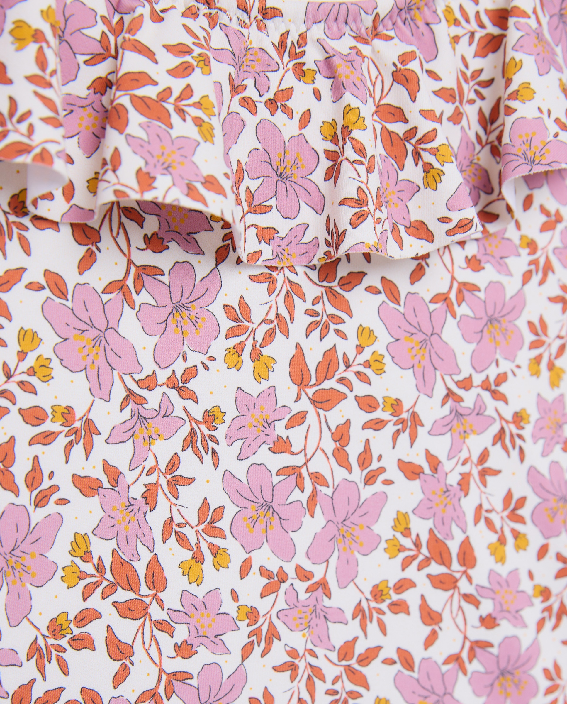 Bañador niña volantes flores clásicas 200 Rosa-3