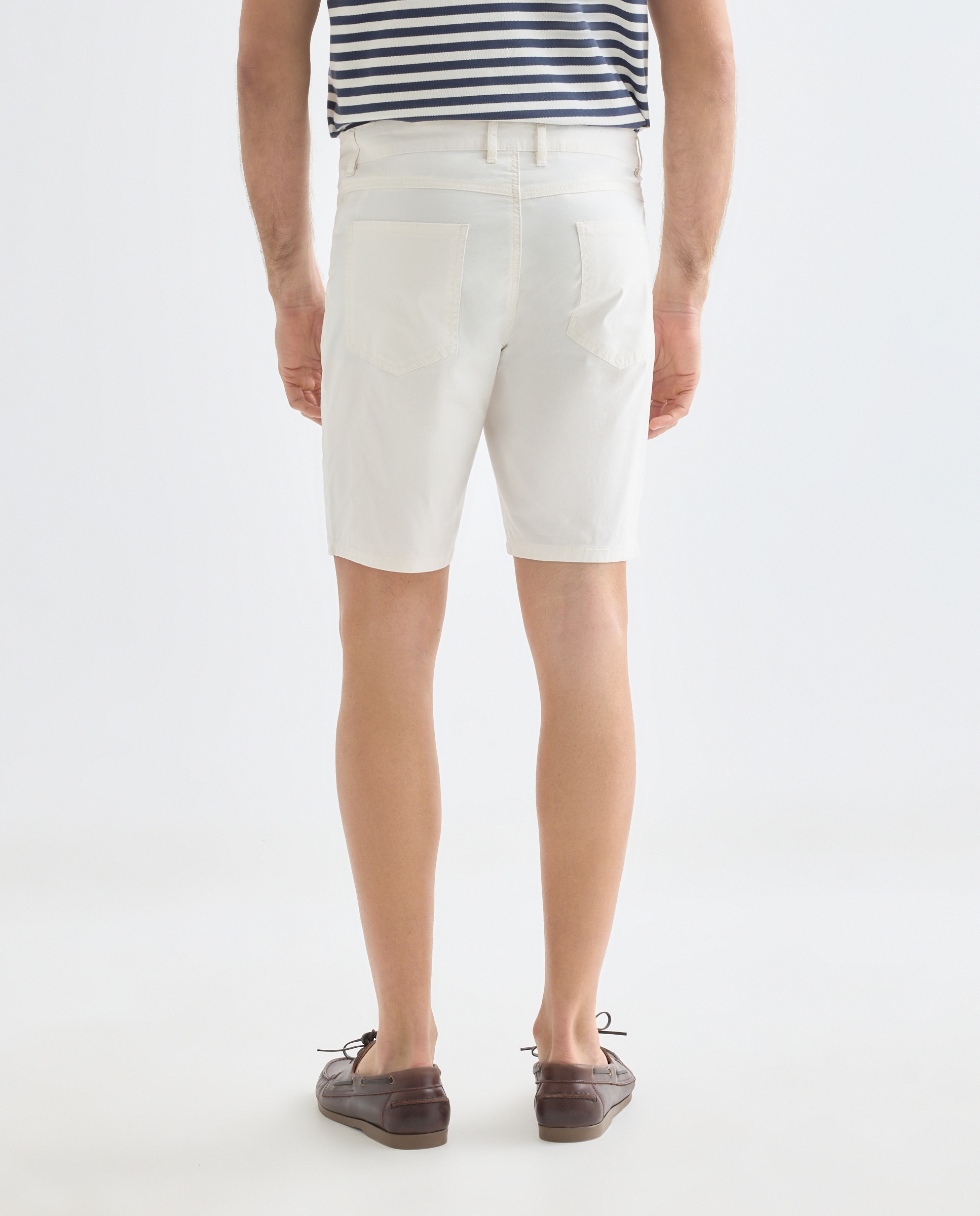 Bermuda hombre cinco bolsillos lavado regular fit 850 Piedra-3