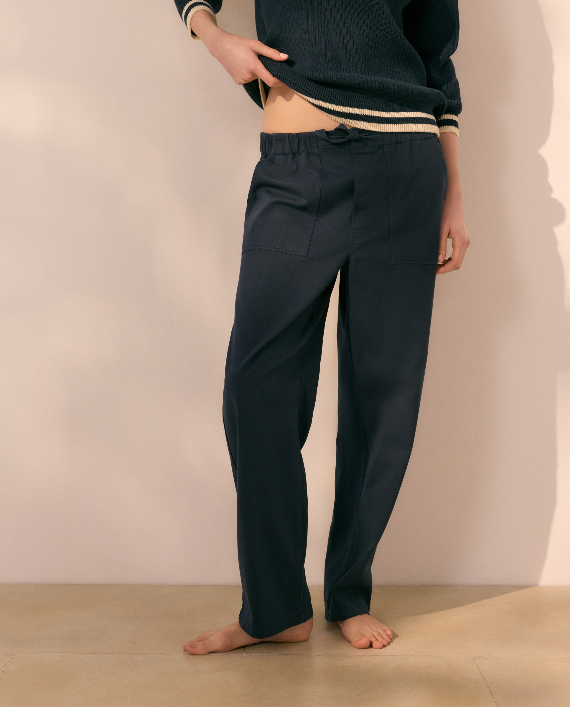 Calças Lisas com Bolsos Azul-marinho-2