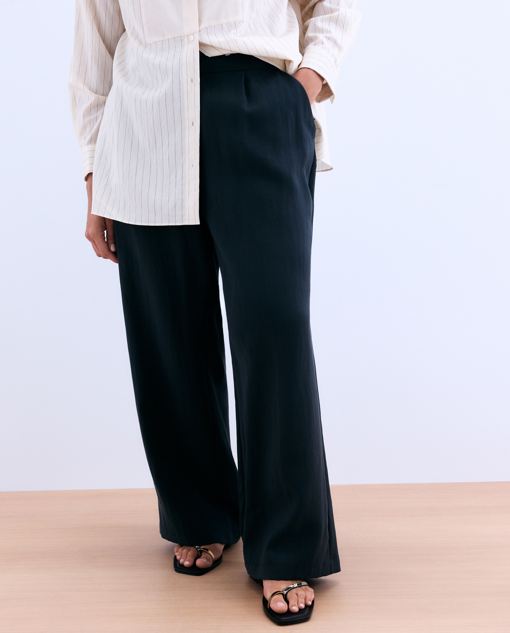 Calças Lisas de Fato Fluidas Regular 530 Verde Escuro-2