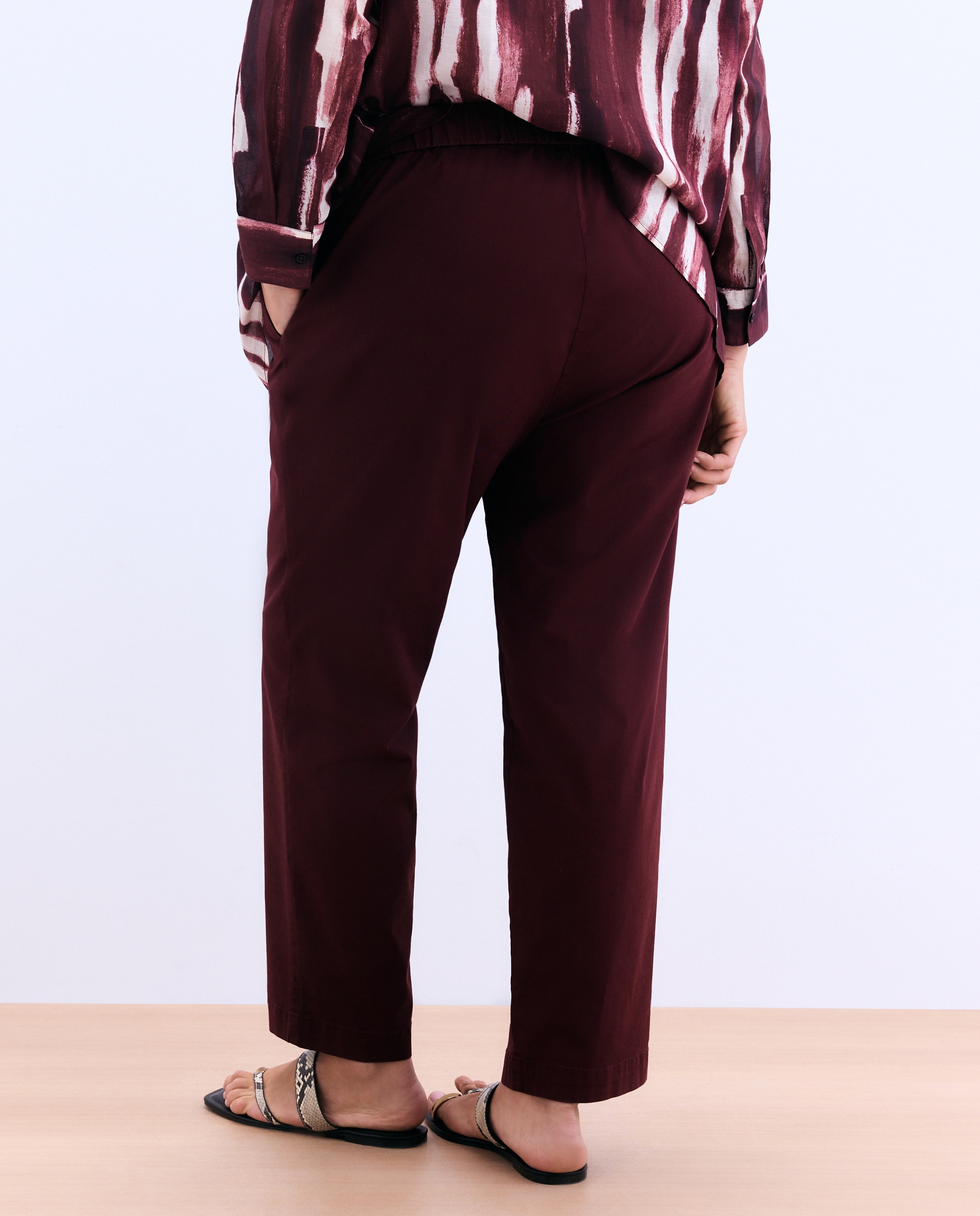 Calças Regular Lisas 770 Terracota-3