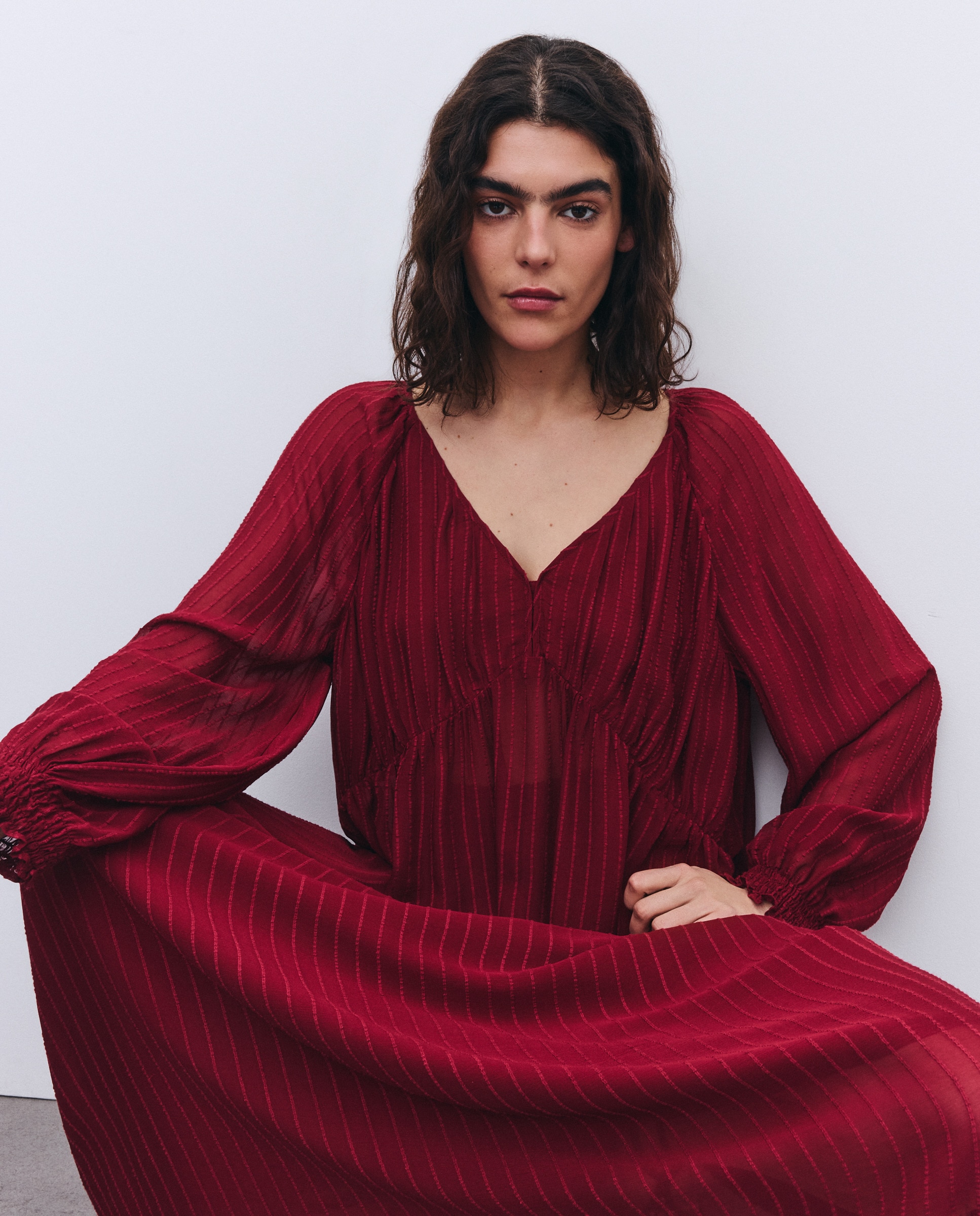 Imagem 0 de Blusa de Manga 3/4 e Decote em Bico