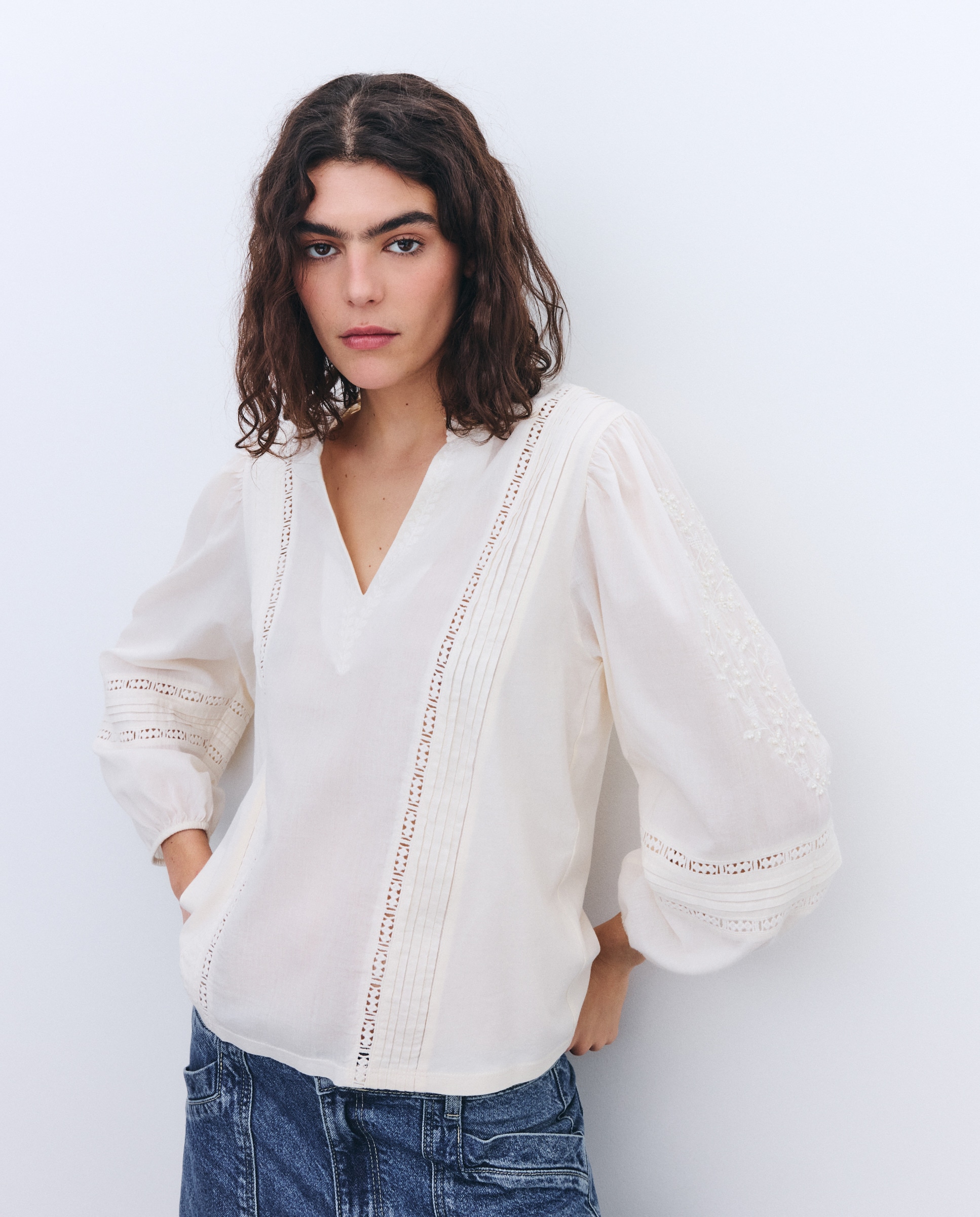Blusa de Manga Comprida com Bordados Branco-marfim-3
