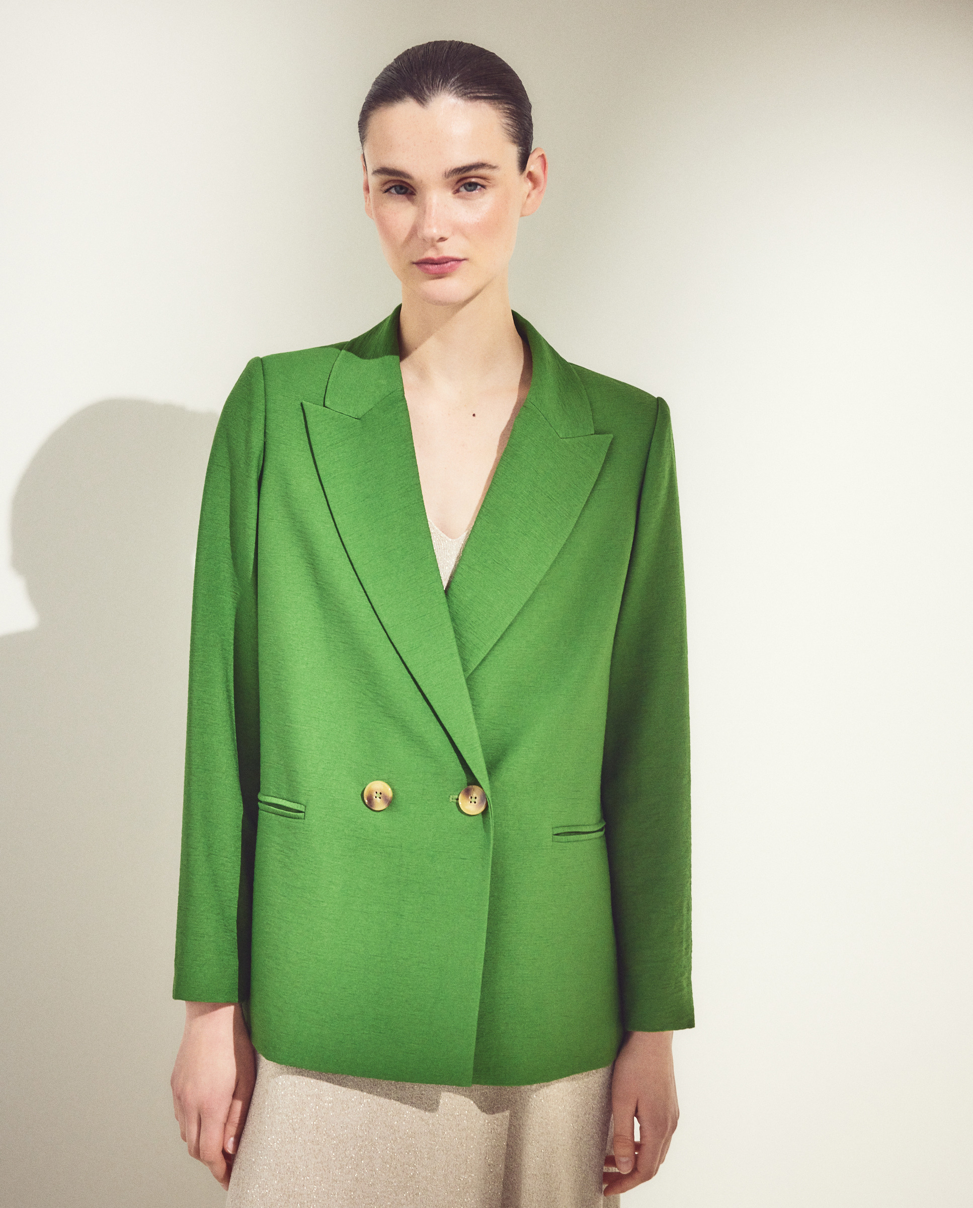 Imagem 0 de Blazer Liso Cruzado com Lavagem