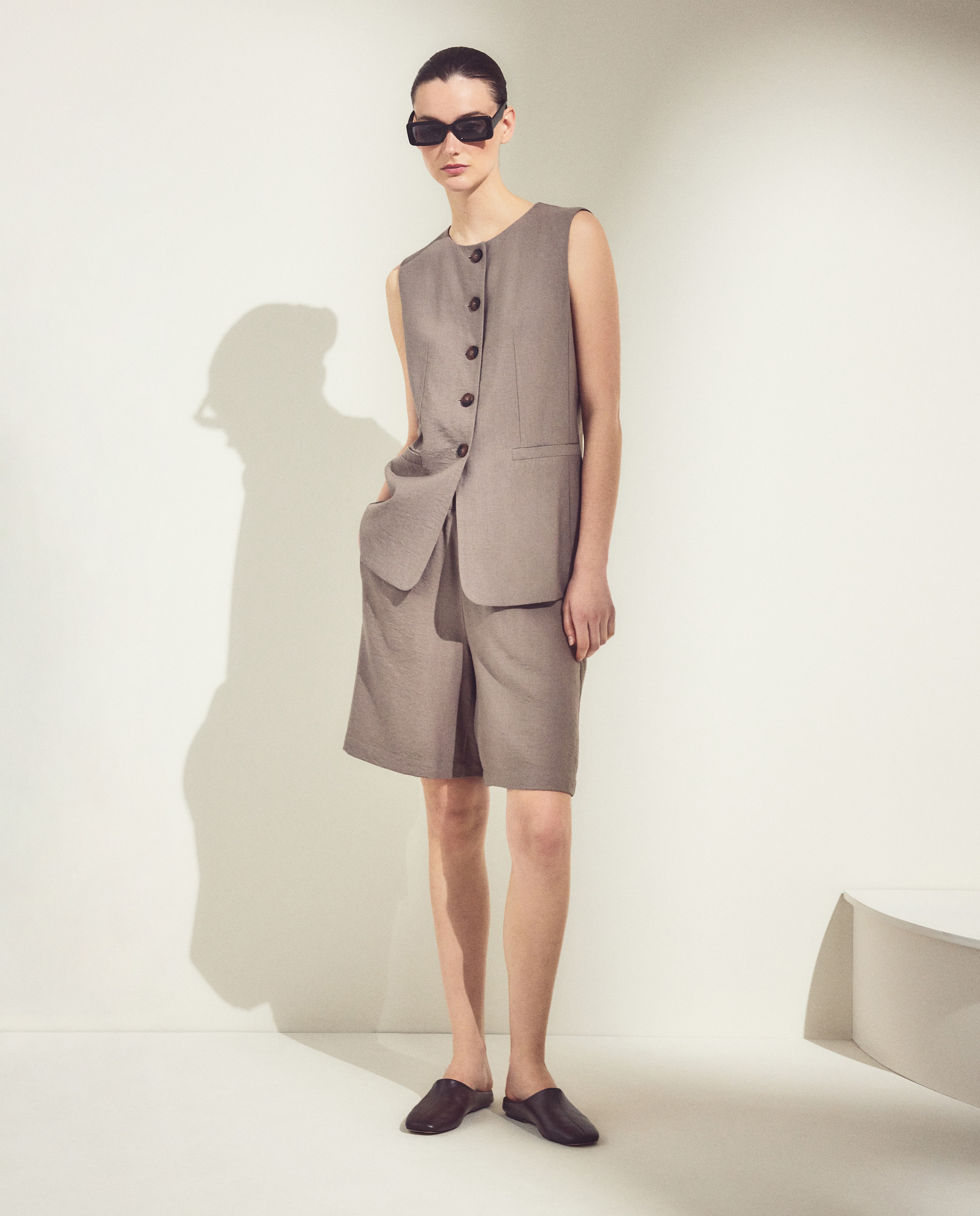 Colete comprido liso Visom-Escuro-3