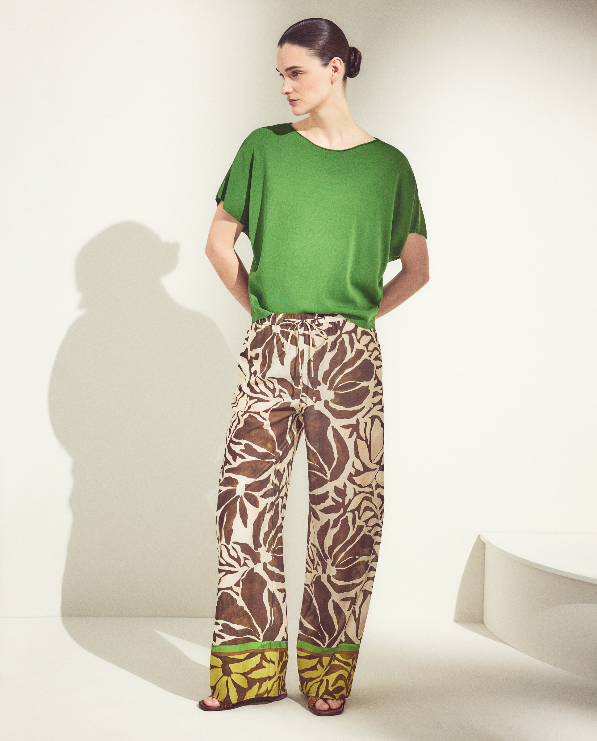 Camisola de Malha de Crepe com Manga Caída Verde-3