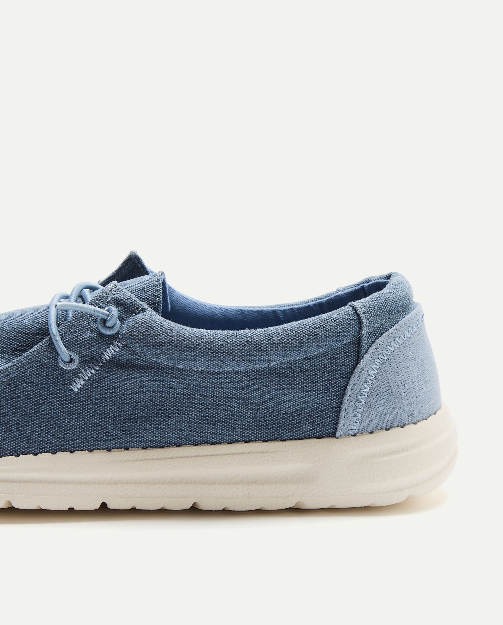 Sapatos Wallabee 410 Azul Claro-5
