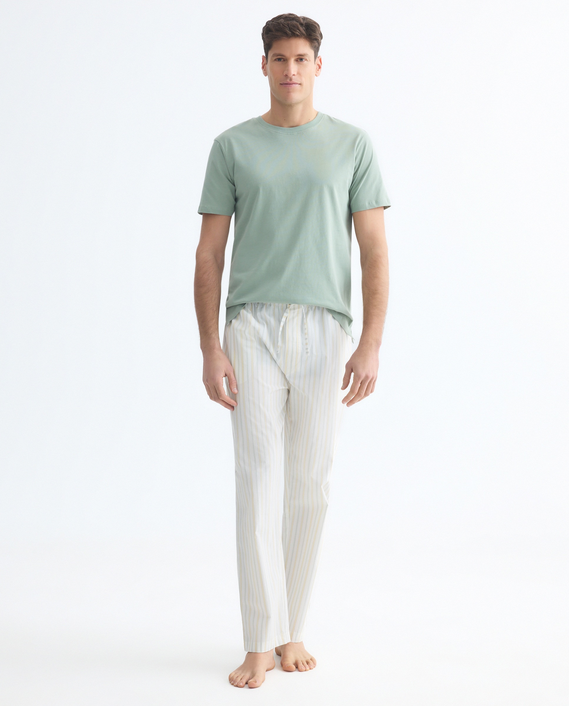 Imagen 0 de Pijama hombre combinado camiseta y  pantalón largo algodón