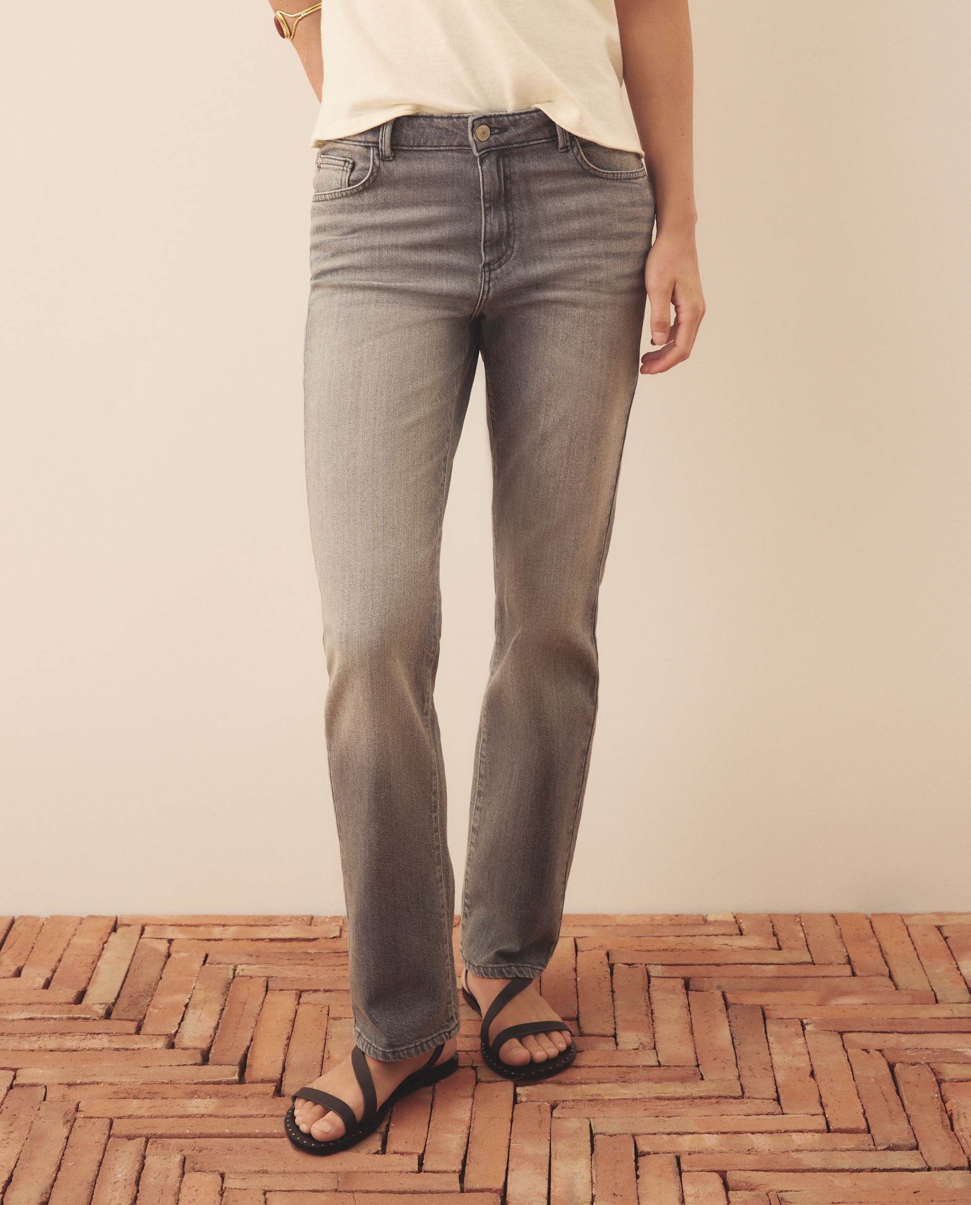 Jeans Straight de 5 Bolsos 820 Cinzento Médio-2
