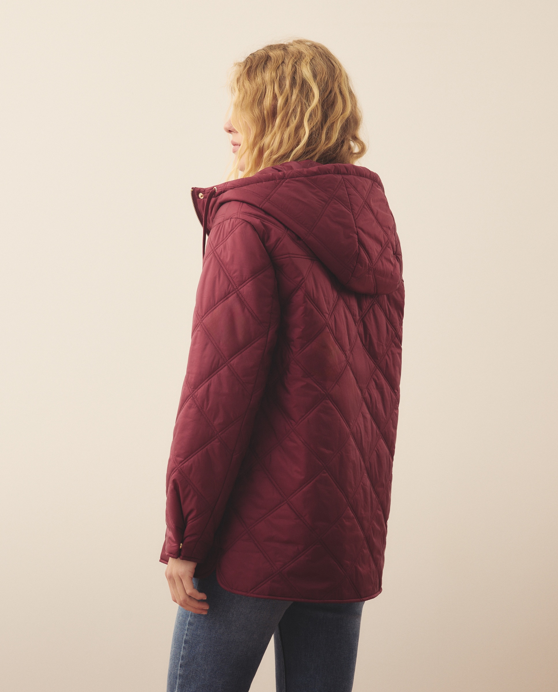 Casaco Acolchoado Comprido com Capuz Bordeaux-2