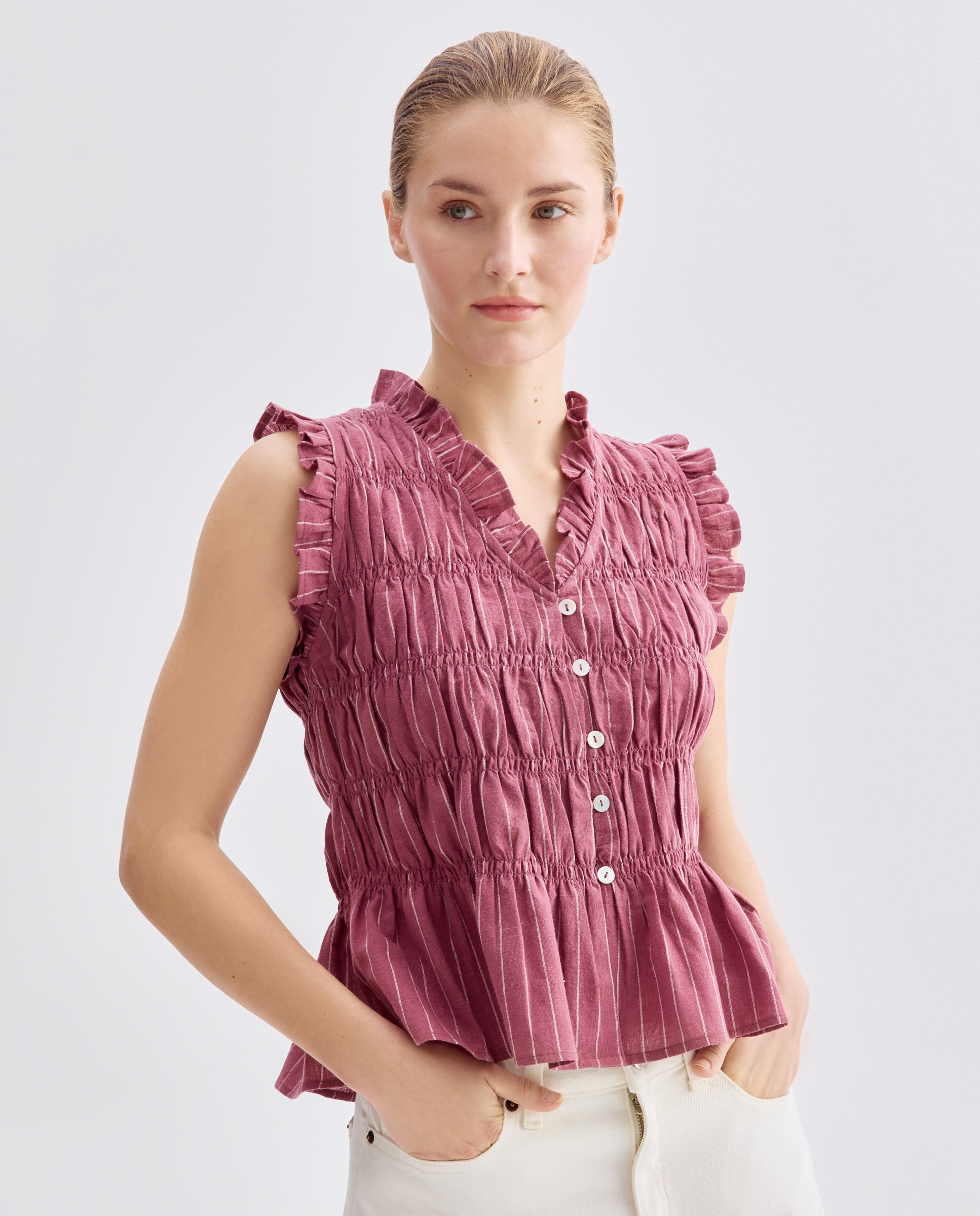 Imagen 0 de Blusa de mujer fruncida de rayas