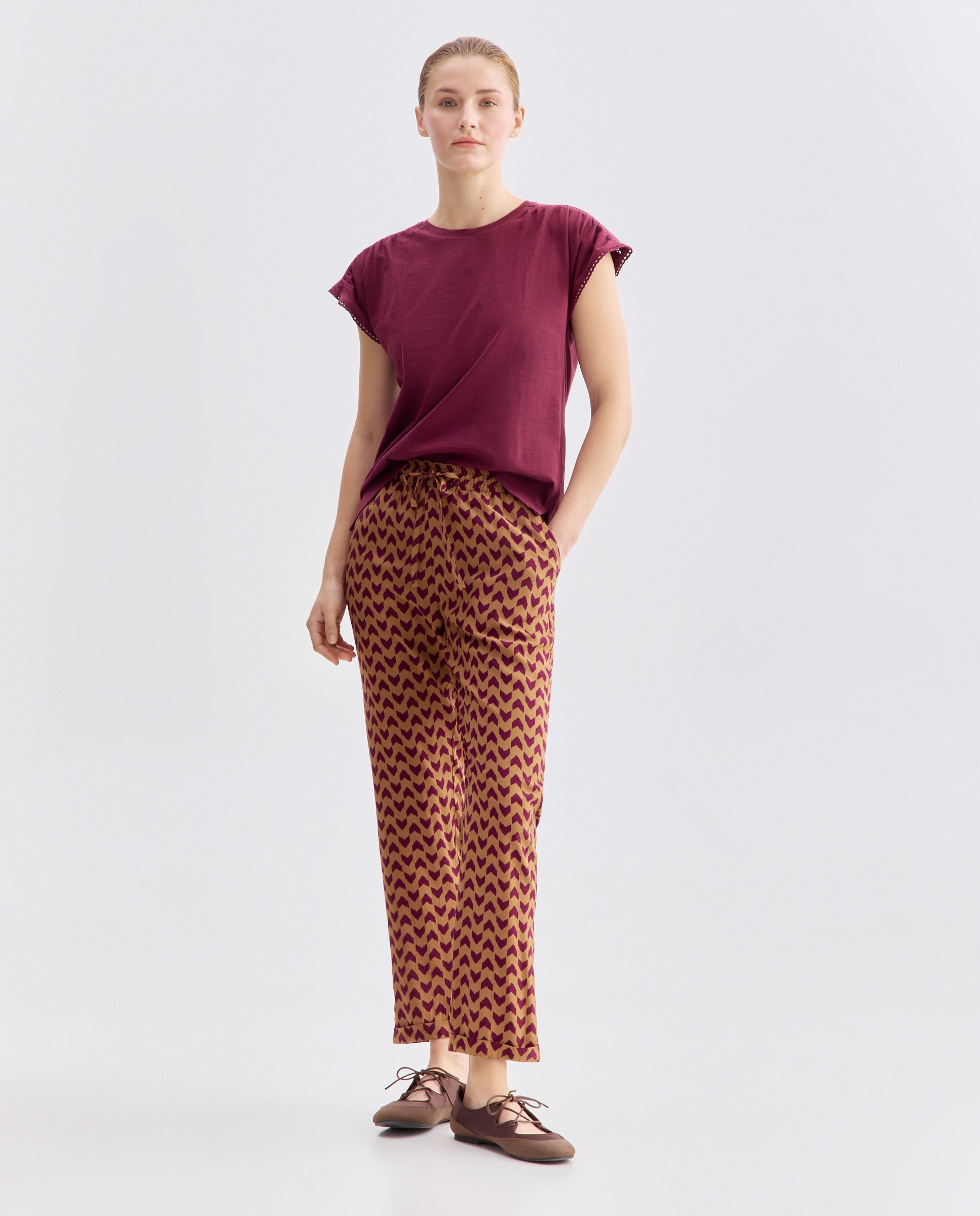 Imagen 0 de Pantalón de mujer estampado