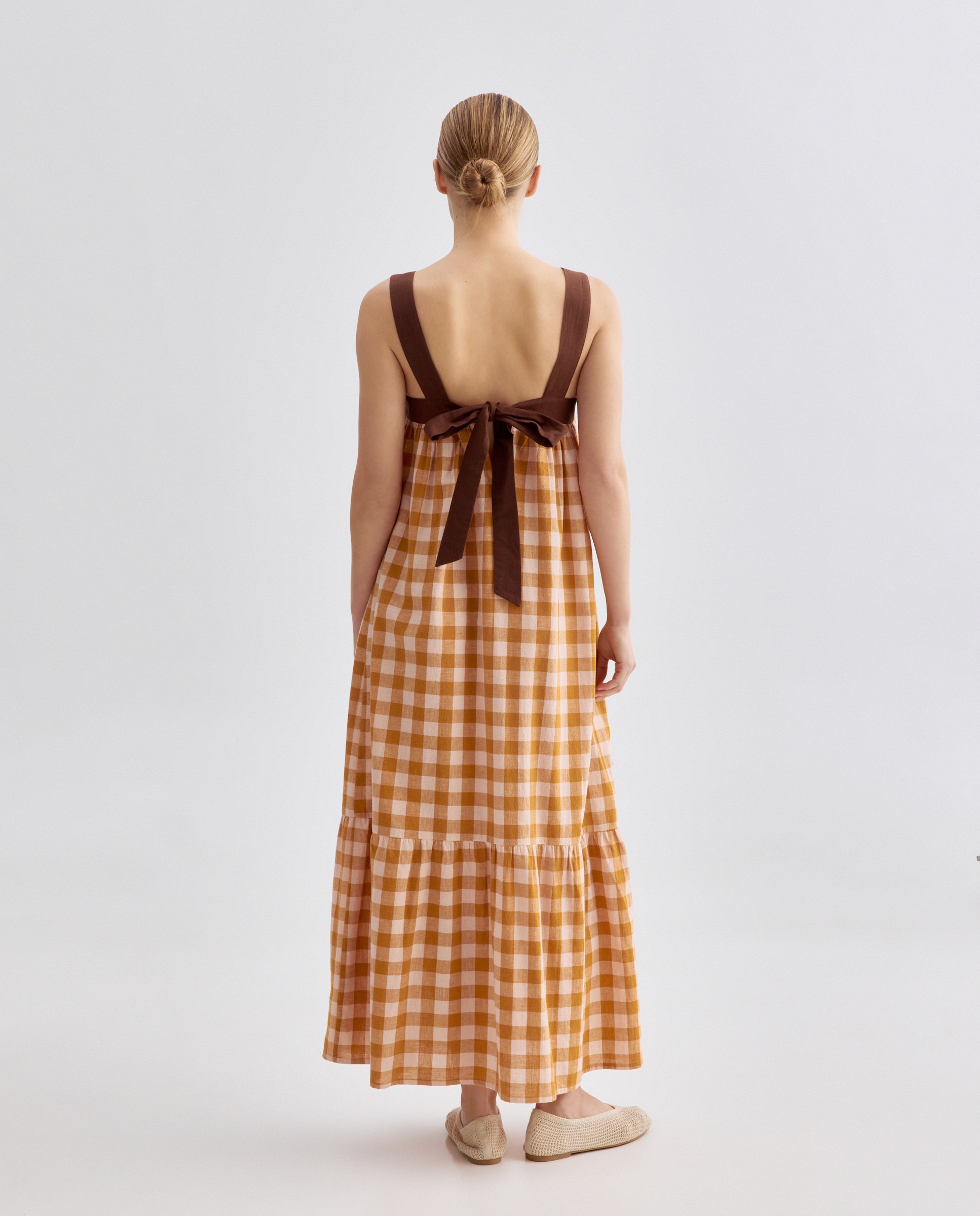 Vestido de mujer de cuadros con tirantes a contraste Rosa-3