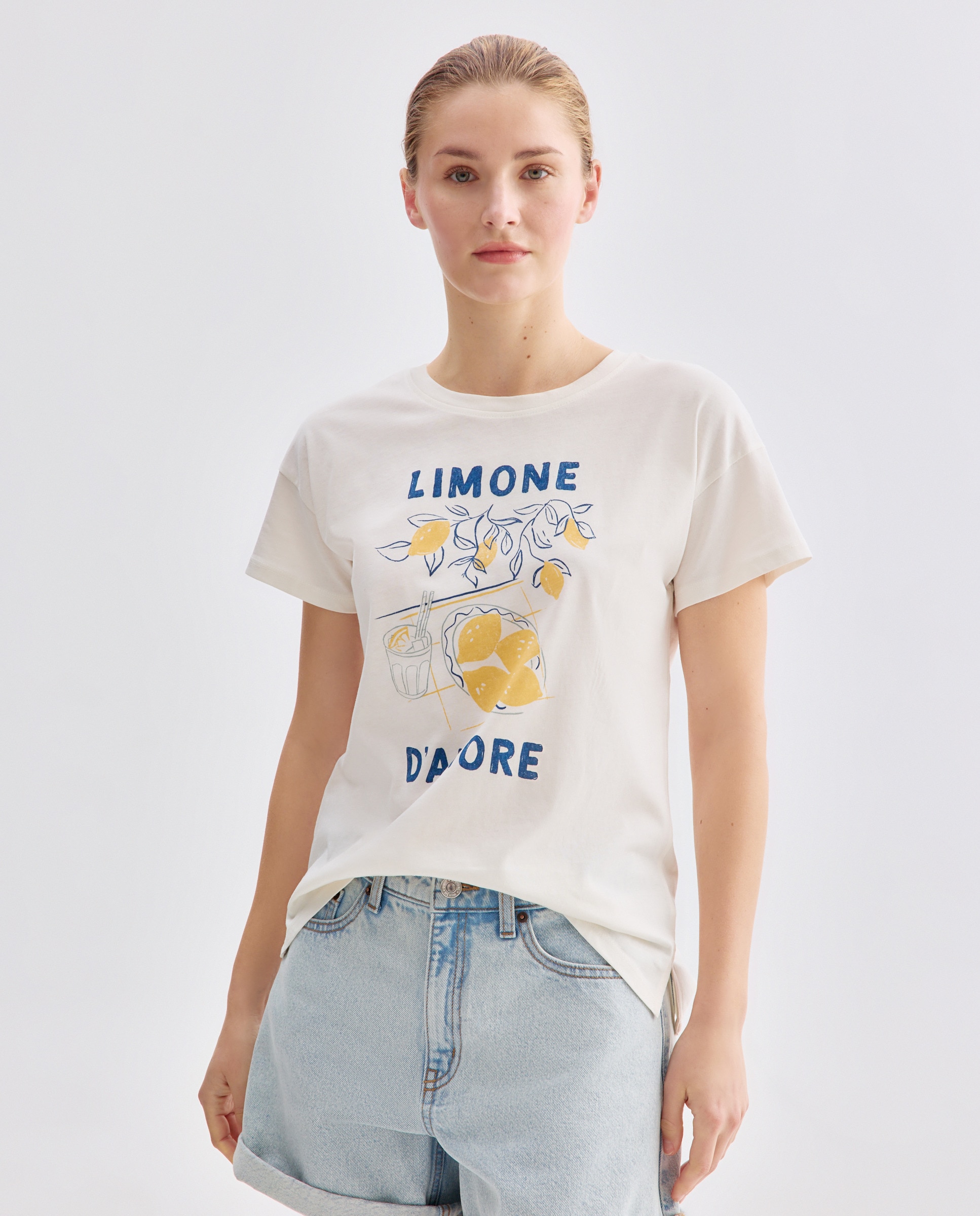 Imagen 0 de Camiseta estampada de mujer cuello caja