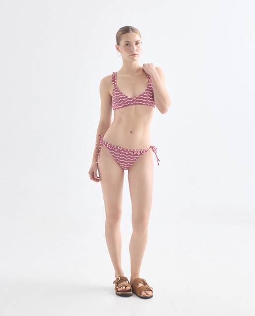 Imagen 0 de Bikini mujer escote pico minivolante manga