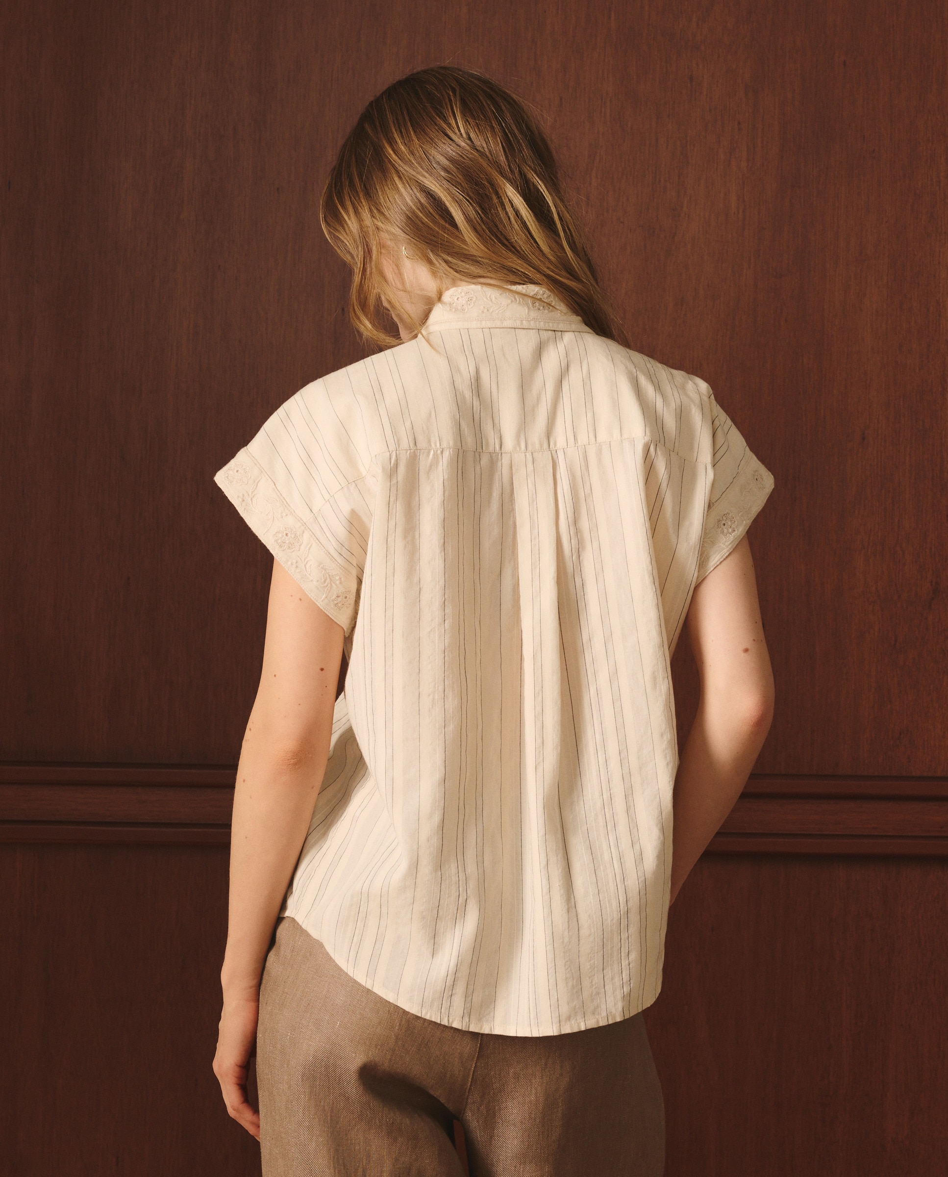 Blusa de Manga Curta com Renda Branco-3