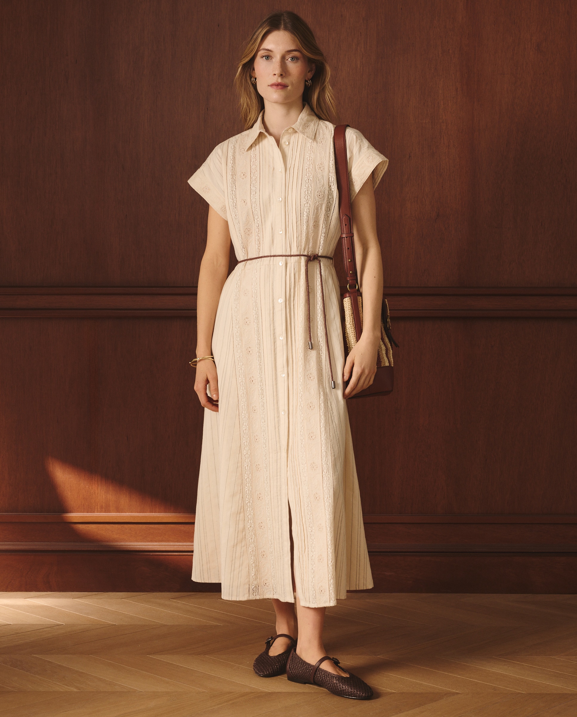 Imagem 0 de Vestido de Estilo Romântico com Manga Curta