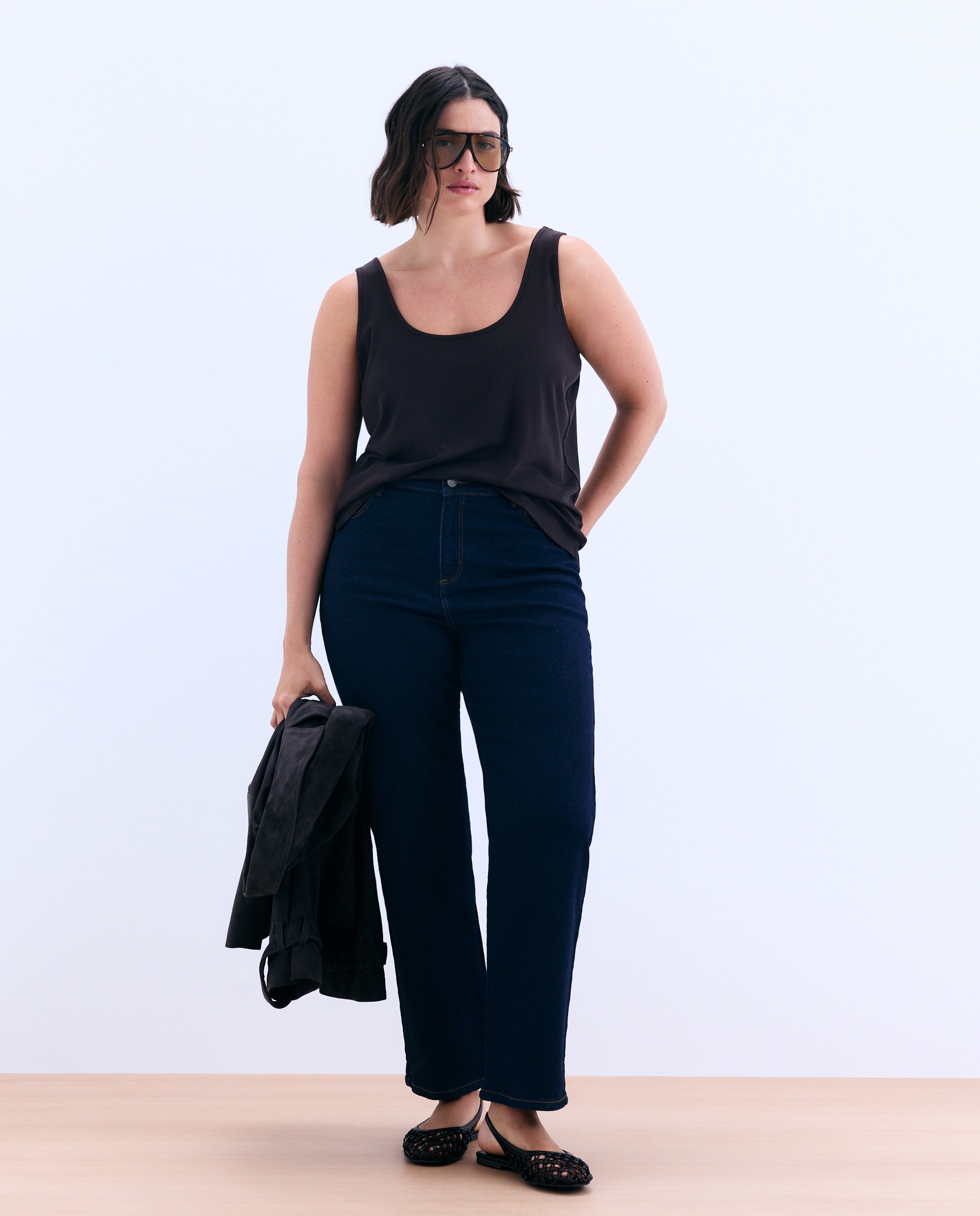 T-shirt de Alças com Debruado Castanho-2